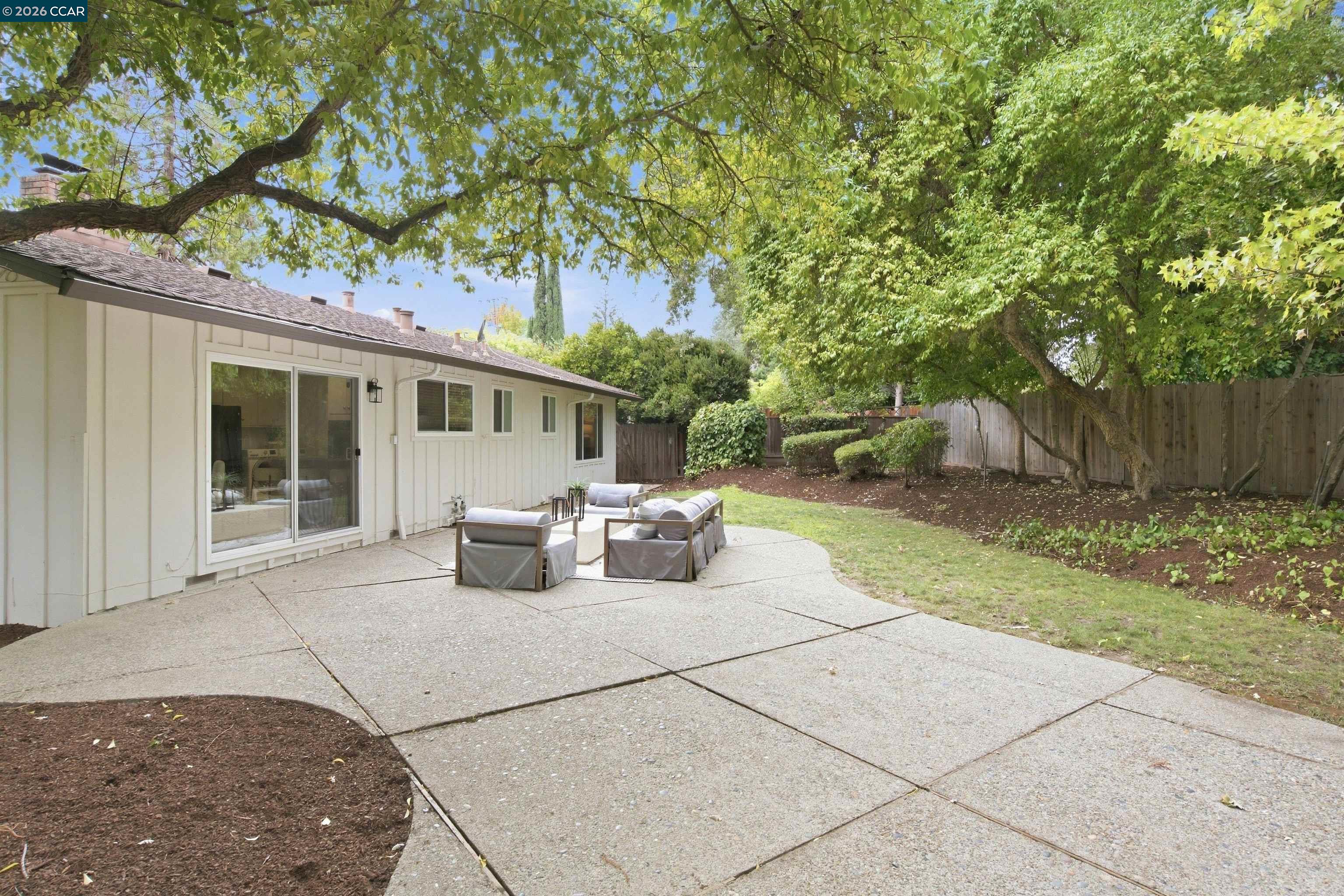 2005 Westover Dr