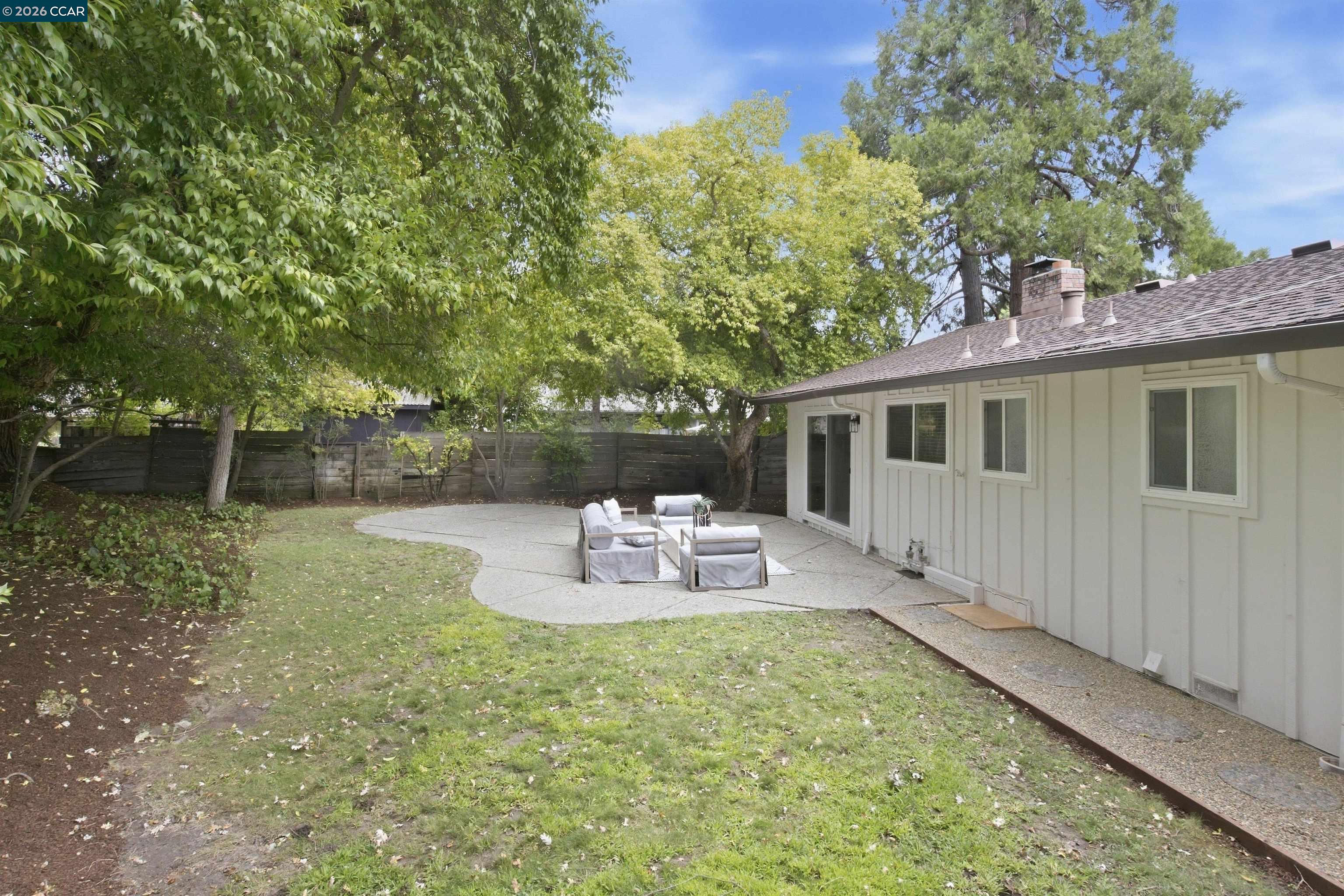 2005 Westover Dr