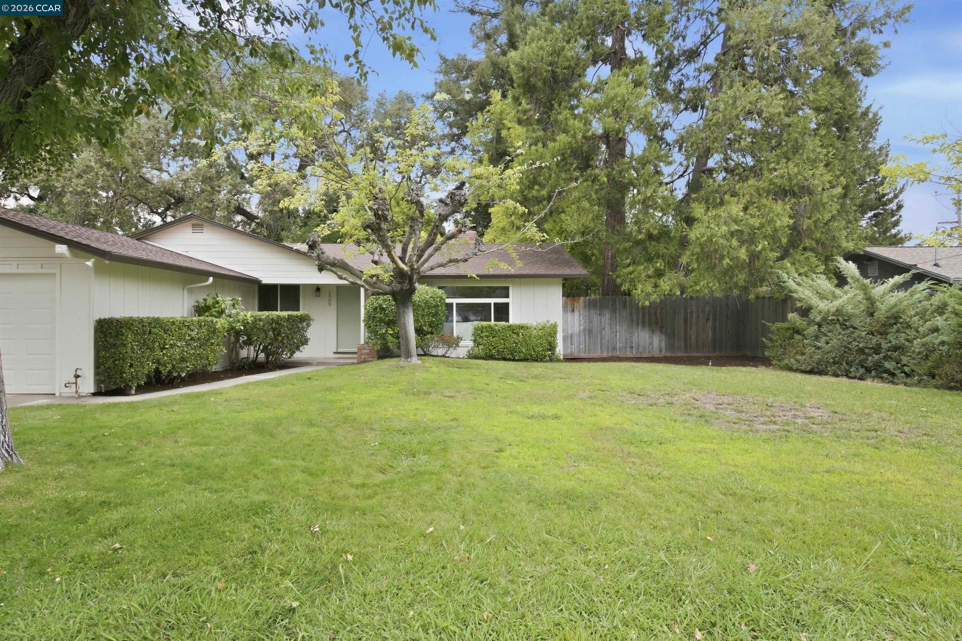 2005 Westover Dr