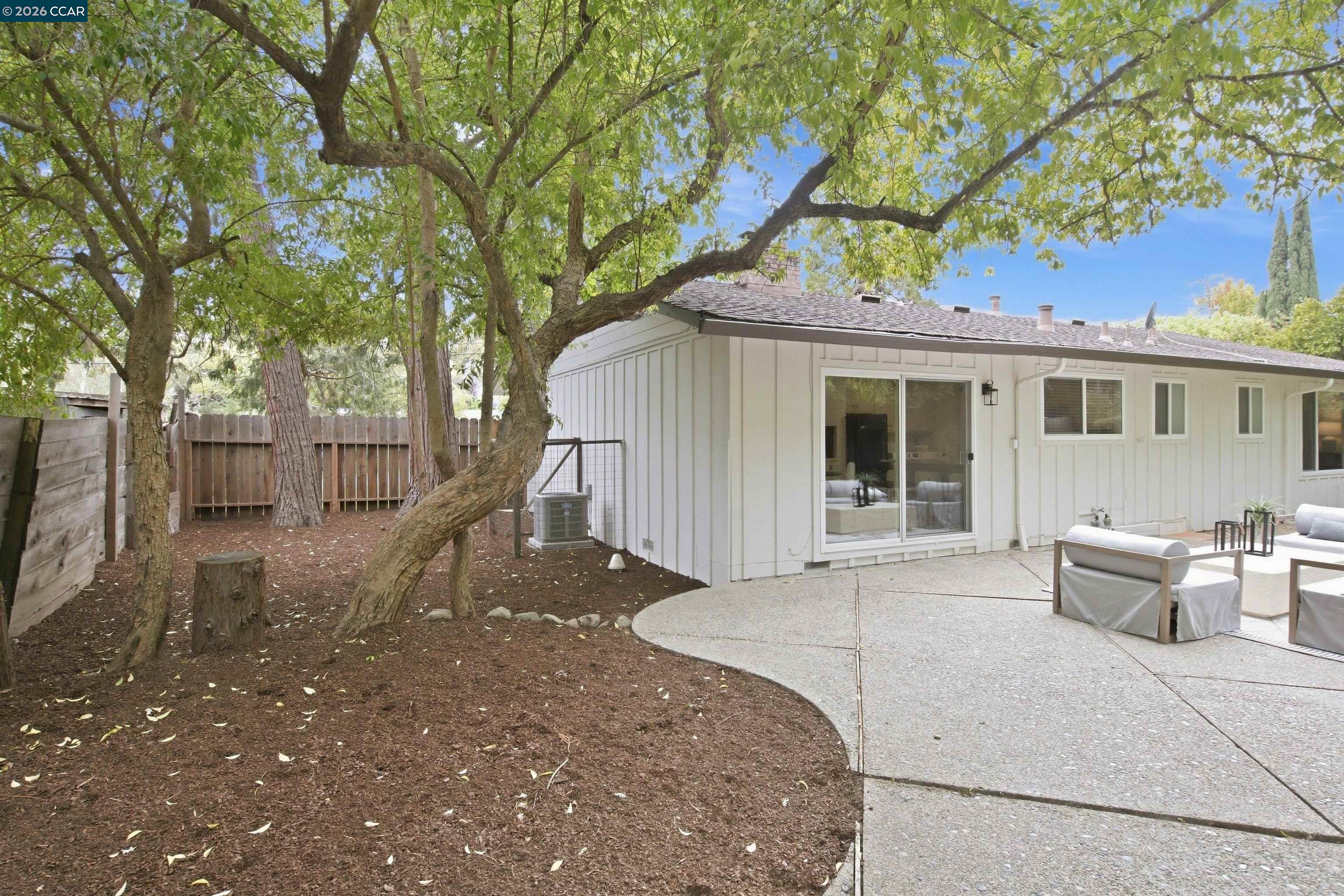 2005 Westover Dr