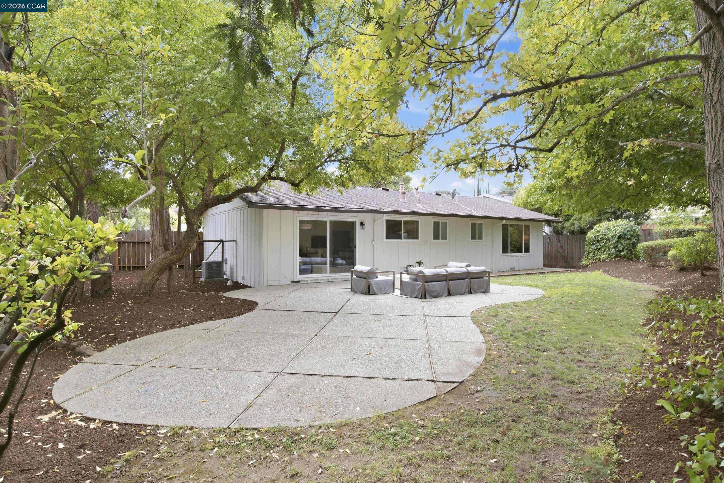 2005 Westover Dr