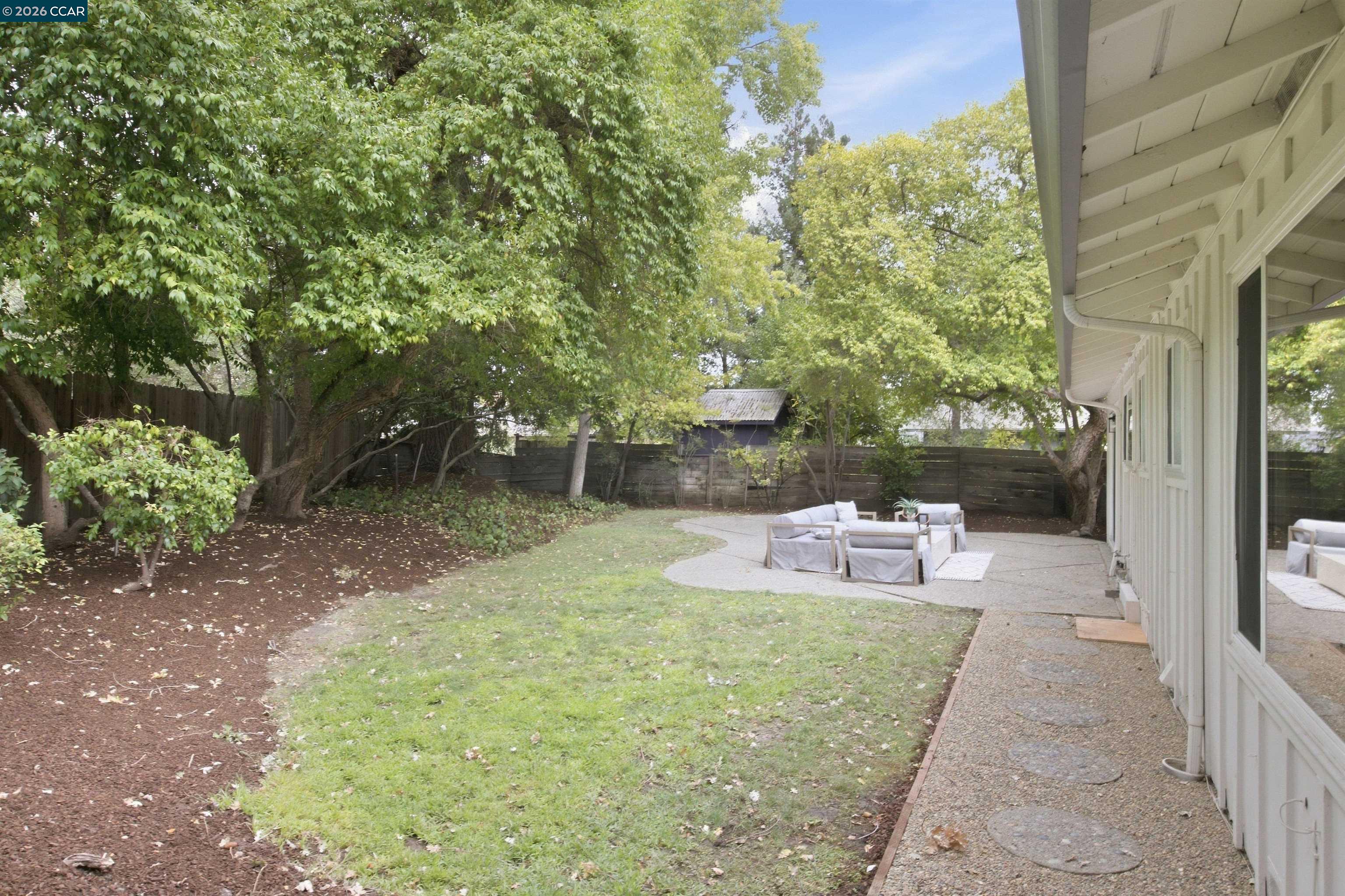 2005 Westover Dr