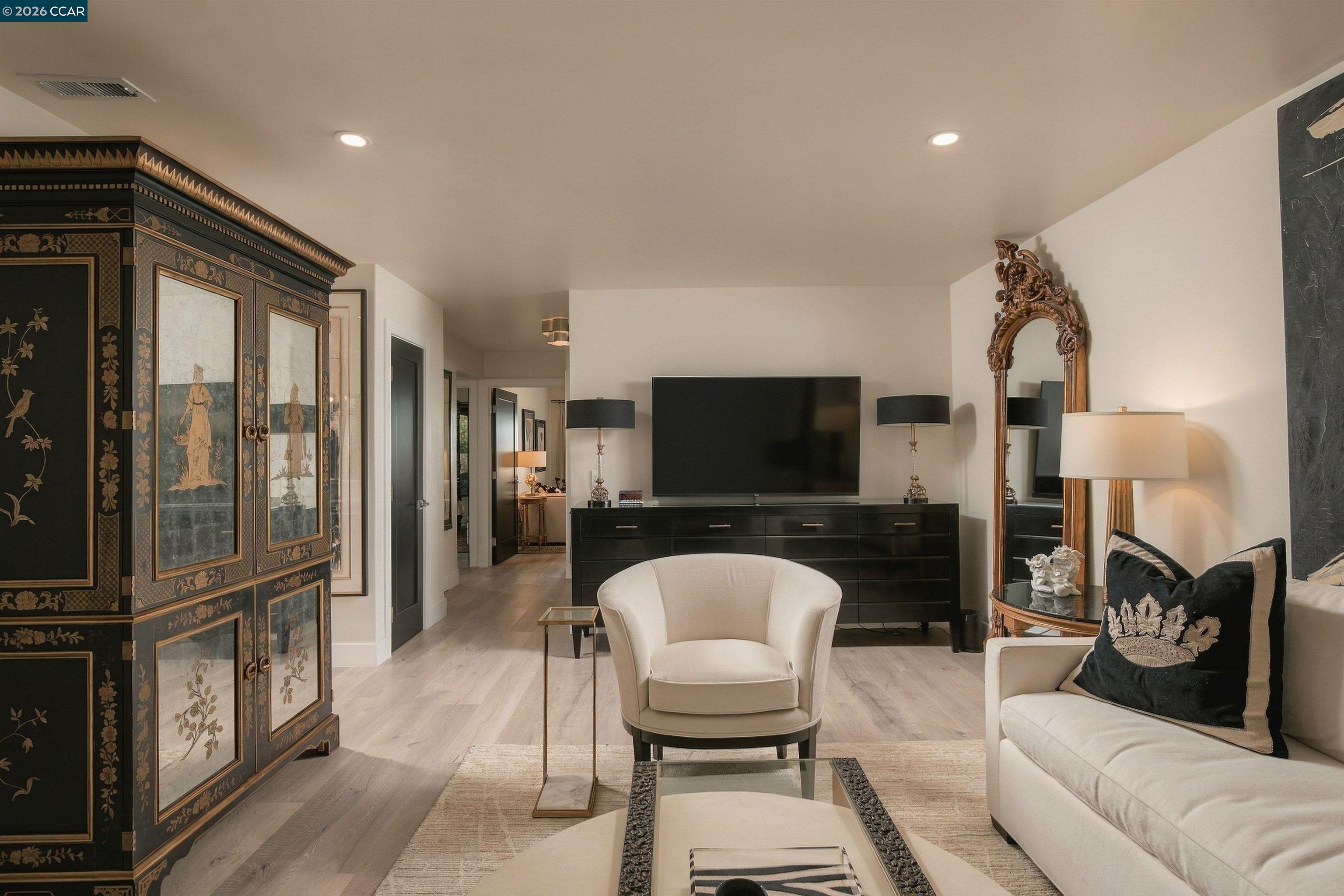 2501 Golden Rain Rd # 8