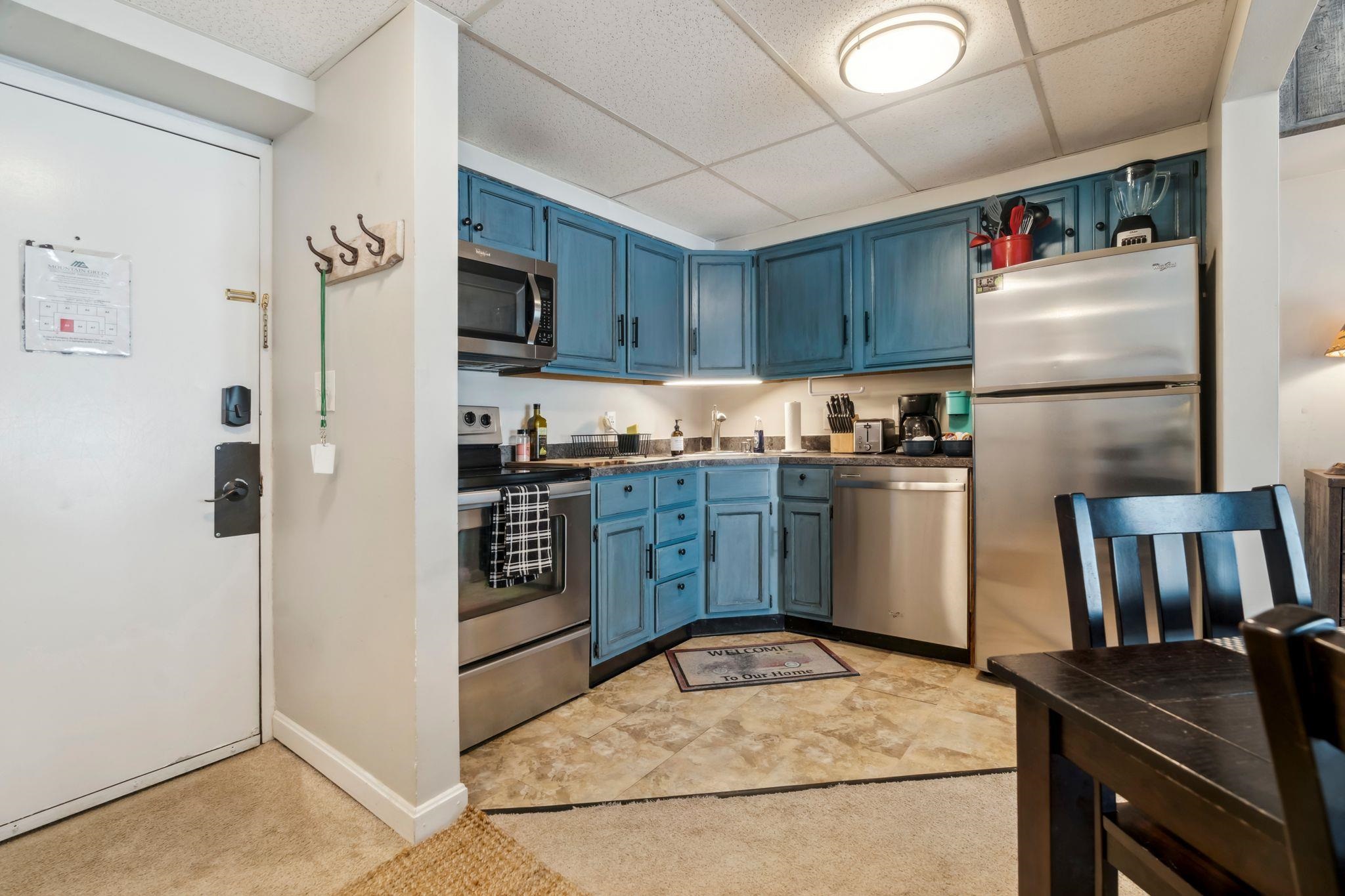 135 E Mountain Road Unit: 1A9