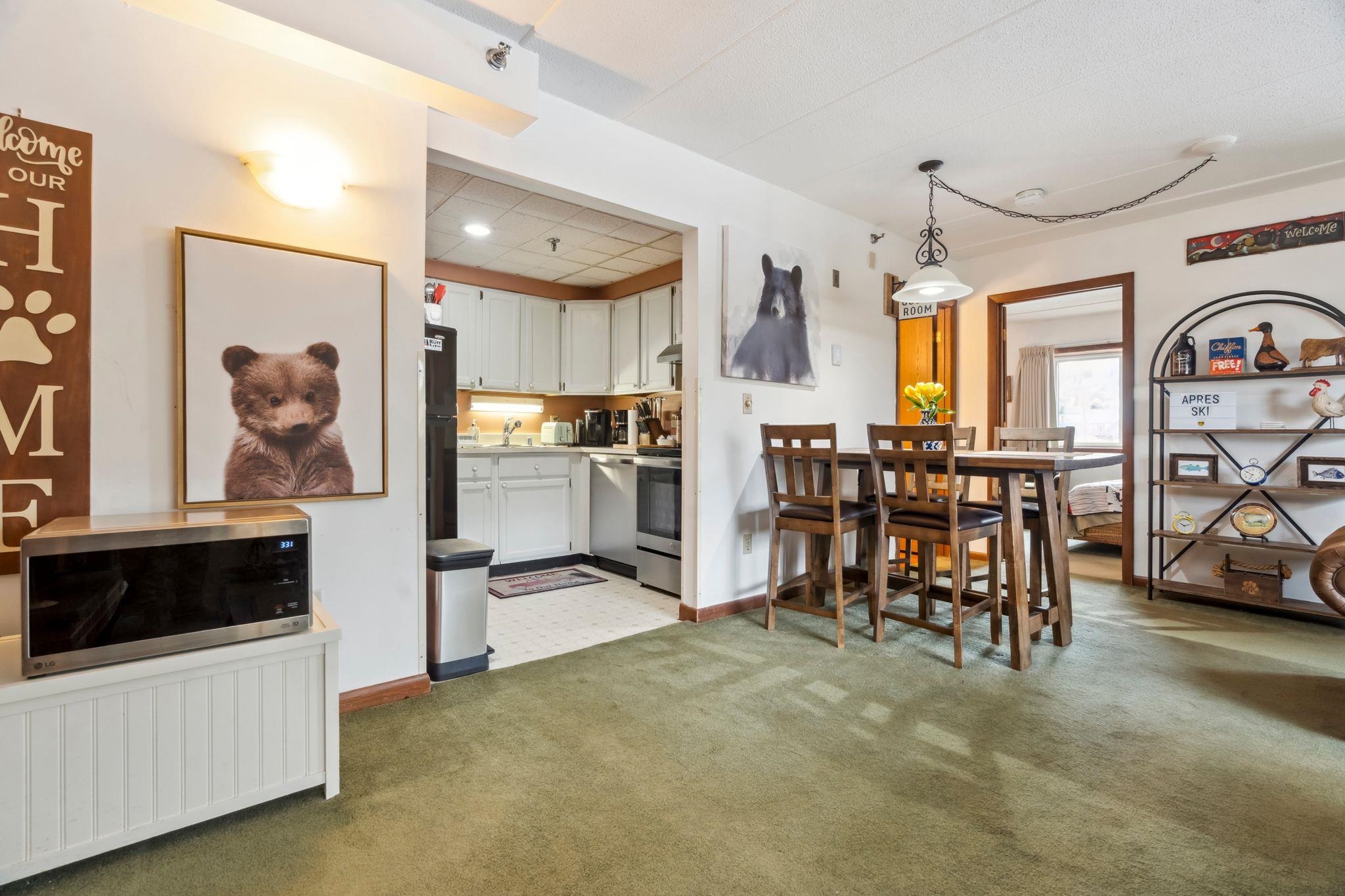 137 E Mountain Road Unit: 2D6