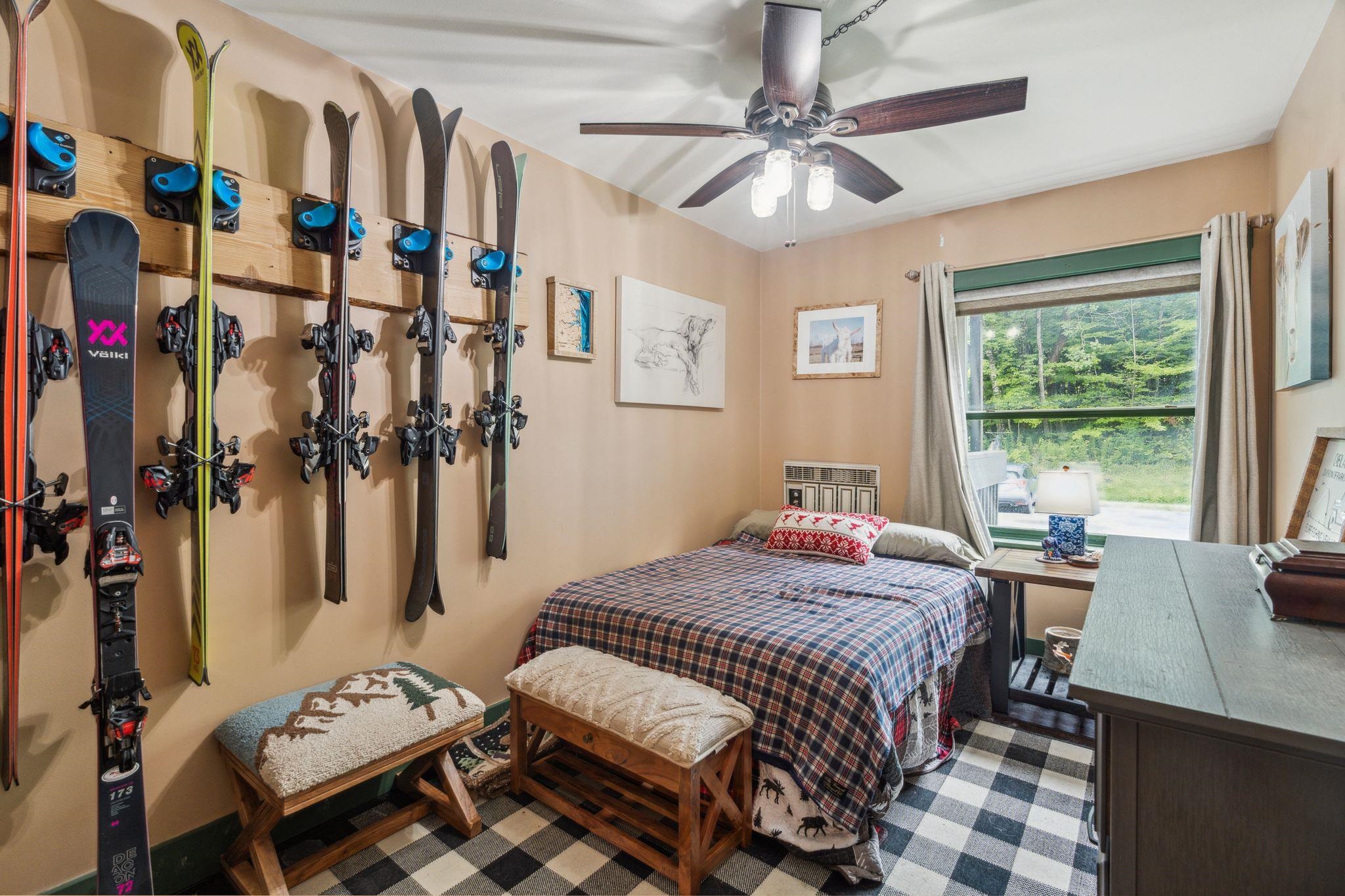 37 Gateway Court Unit: A-9