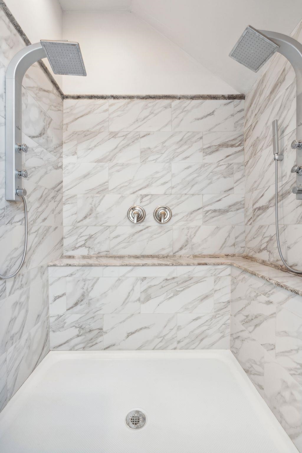 401 Center Of Town Road