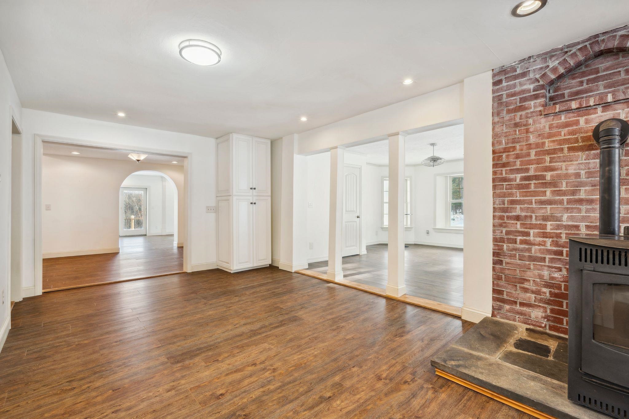 401 Center Of Town Road