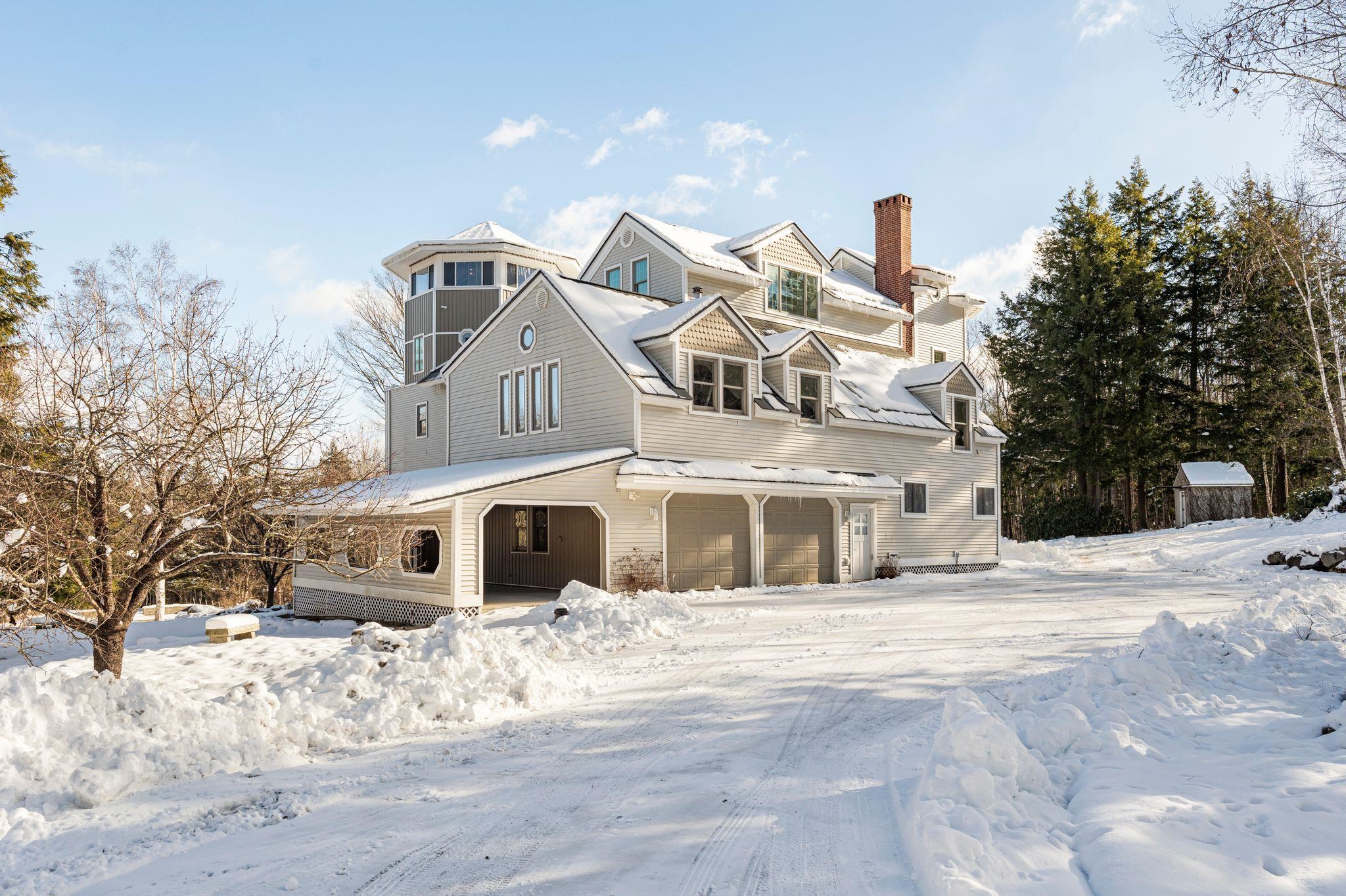 401 Center Of Town Road