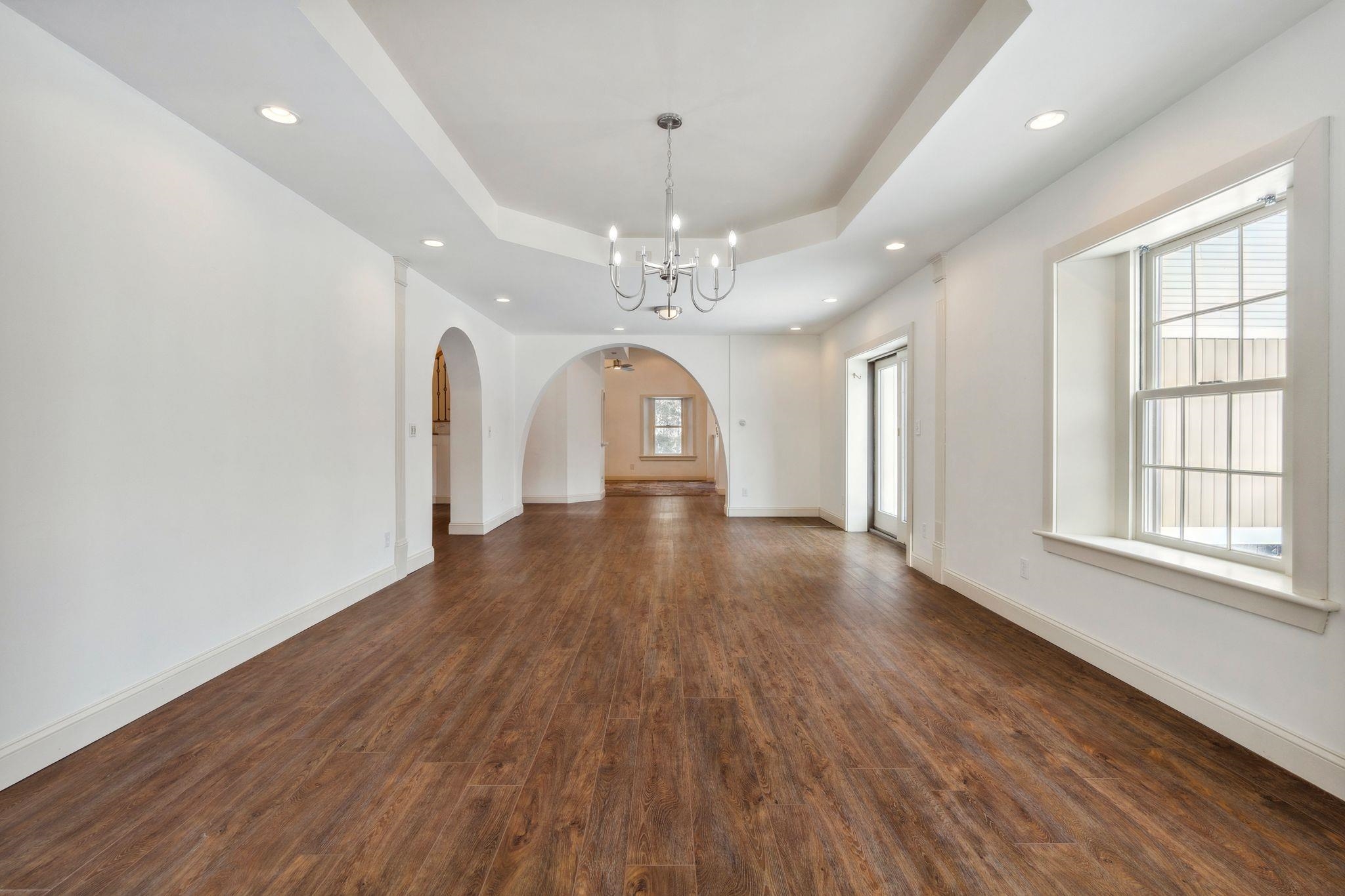 401 Center Of Town Road