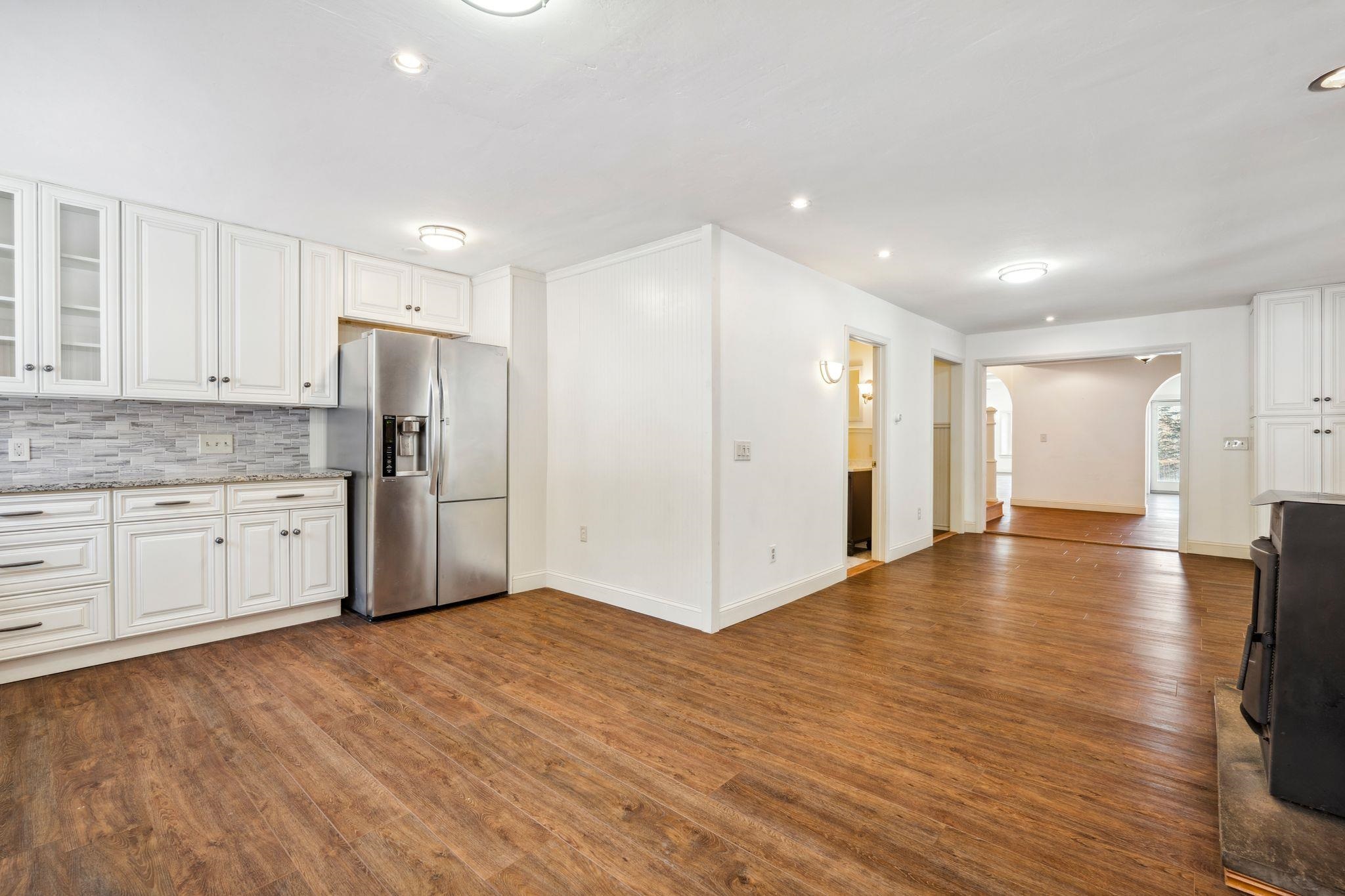 401 Center Of Town Road