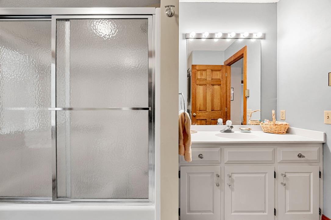 303 Road Round The Lake