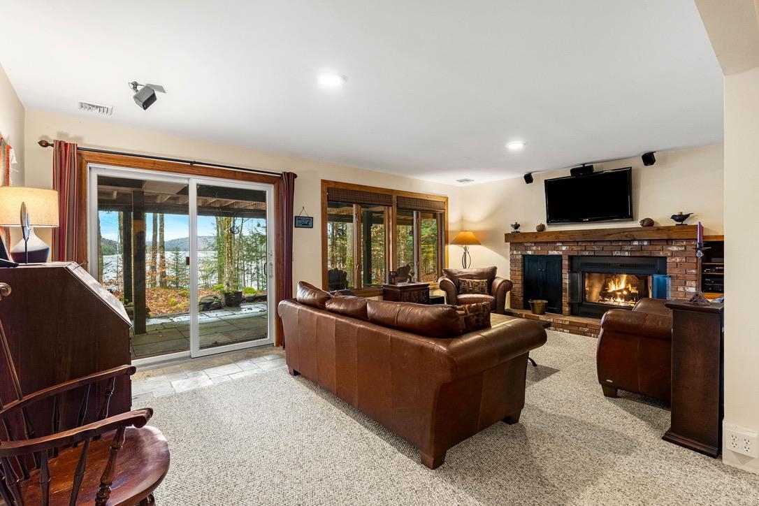 303 Road Round The Lake