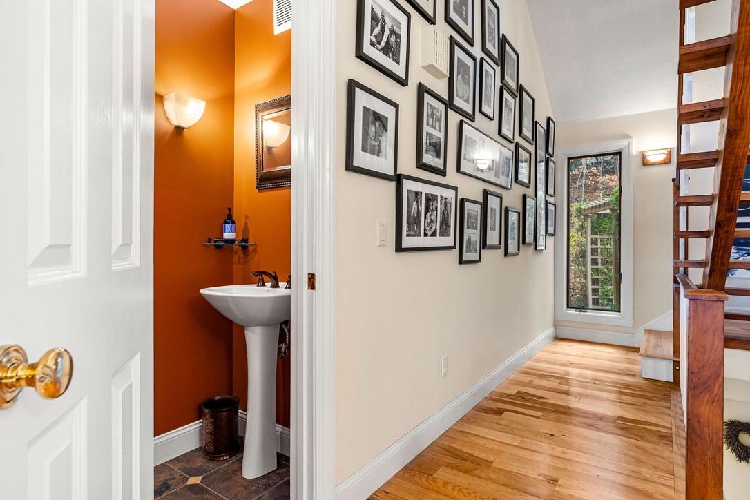 303 Road Round The Lake