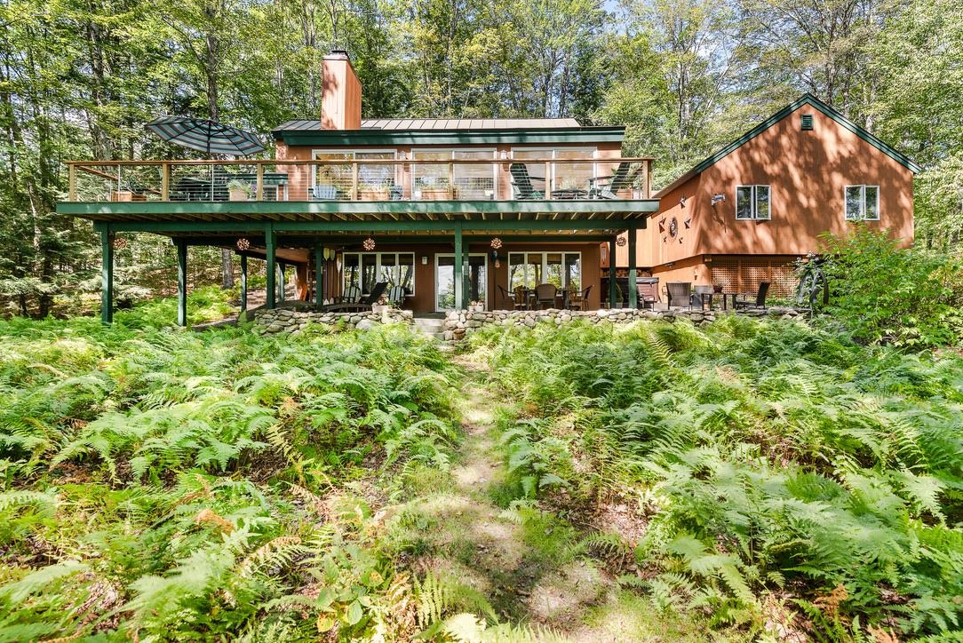 303 Road Round The Lake