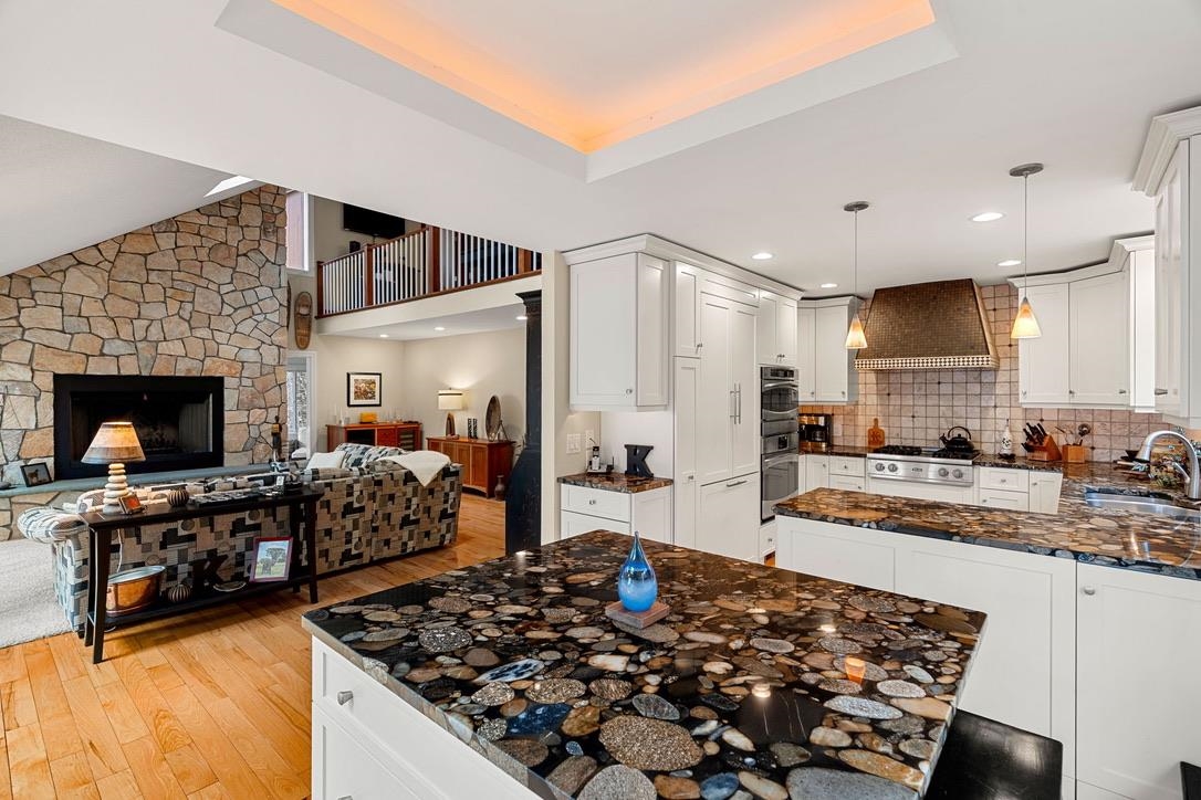 303 Road Round The Lake