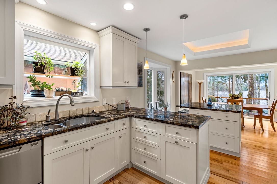 303 Road Round The Lake