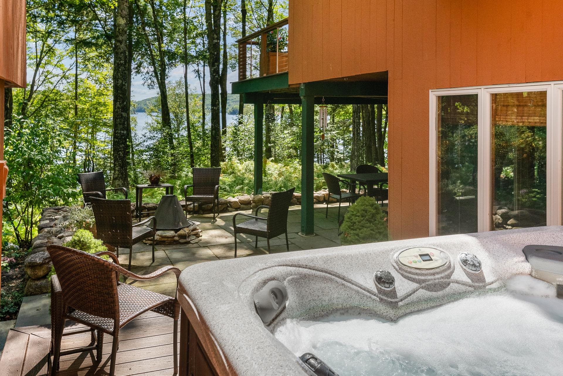 303 Road Round The Lake