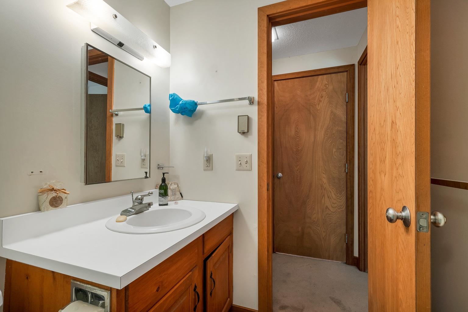 1383 King Hill Road