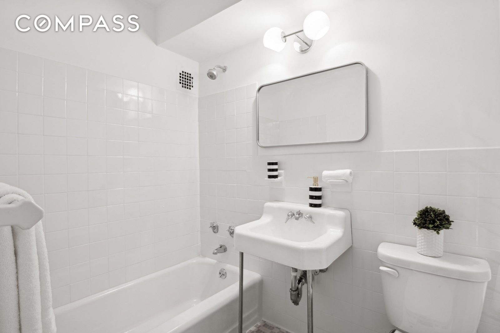 303 W 66th Street 6BW