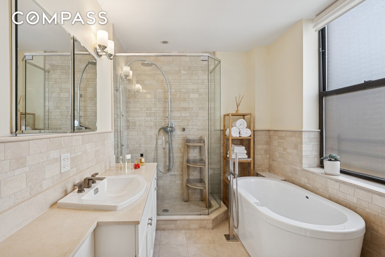 514 W End Avenue 8/9A