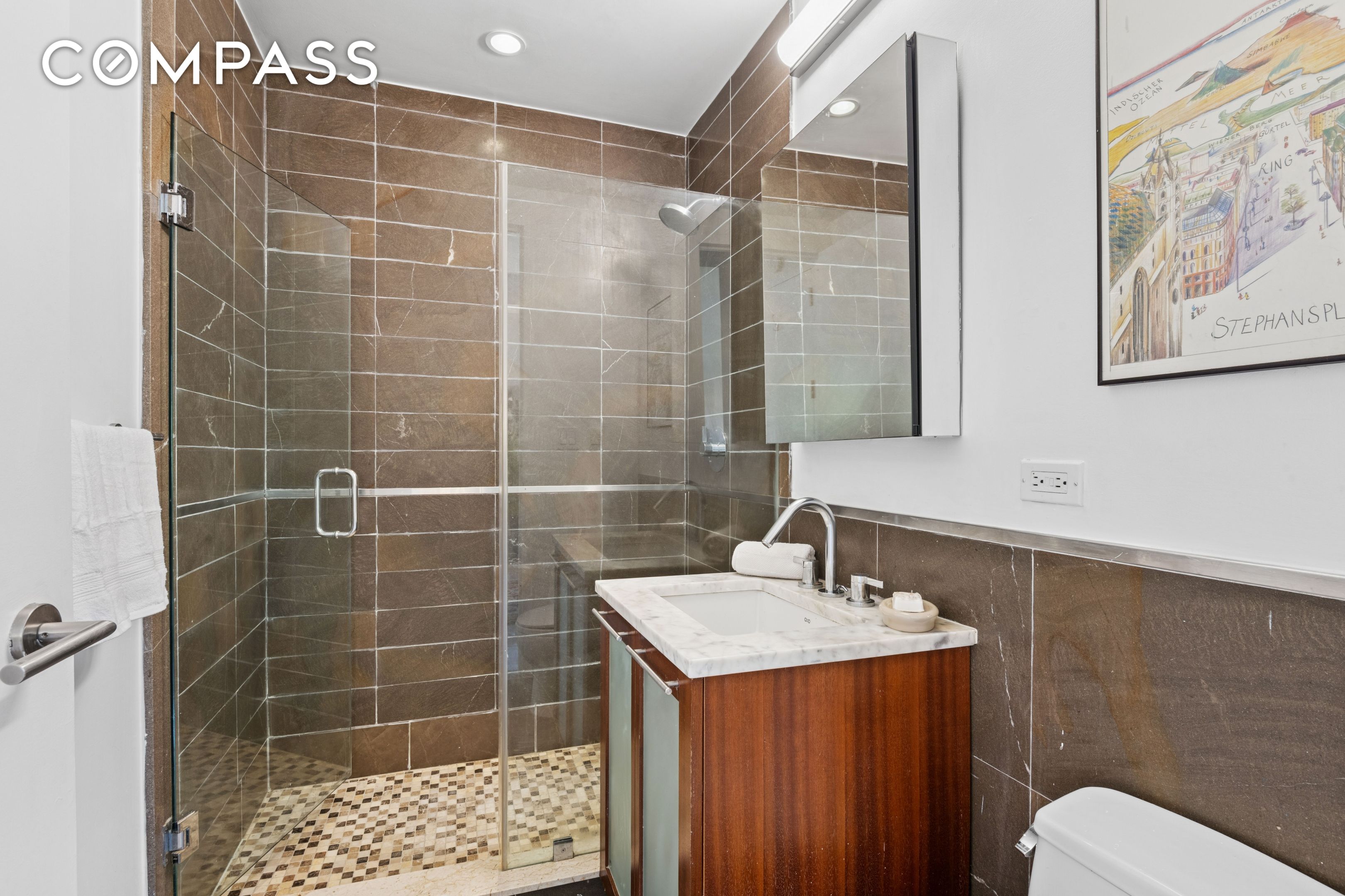 3585 Greystone Avenue 3E