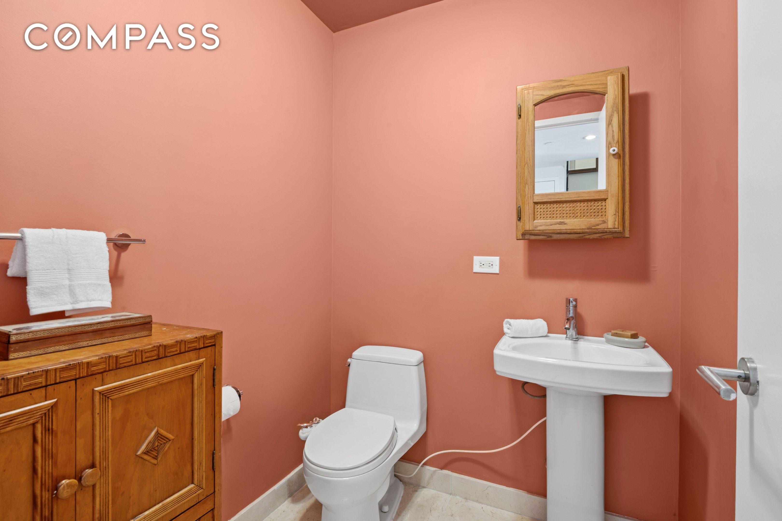 3585 Greystone Avenue 3E