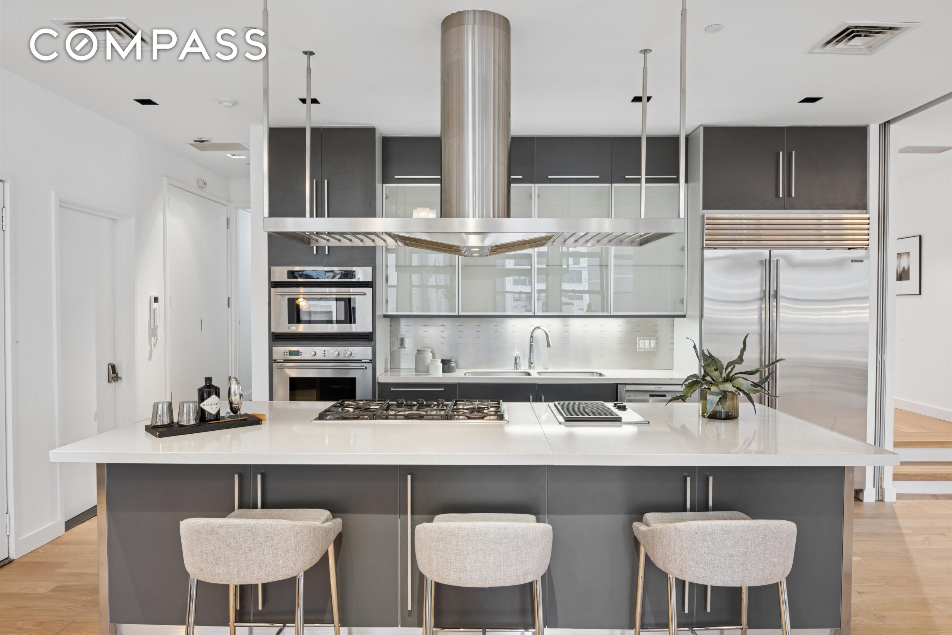 109 W 26th Street 9
