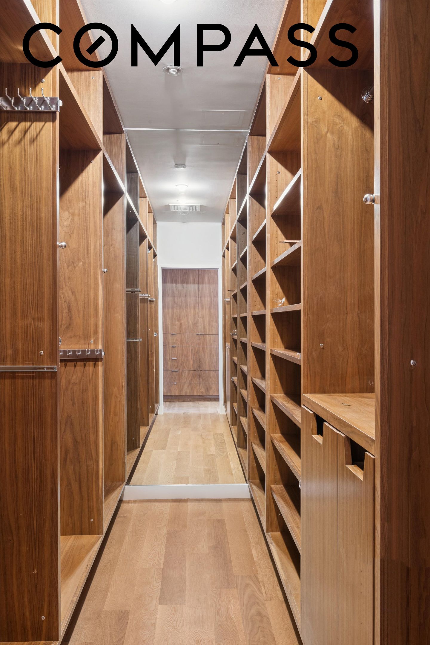 109 W 26th Street 9