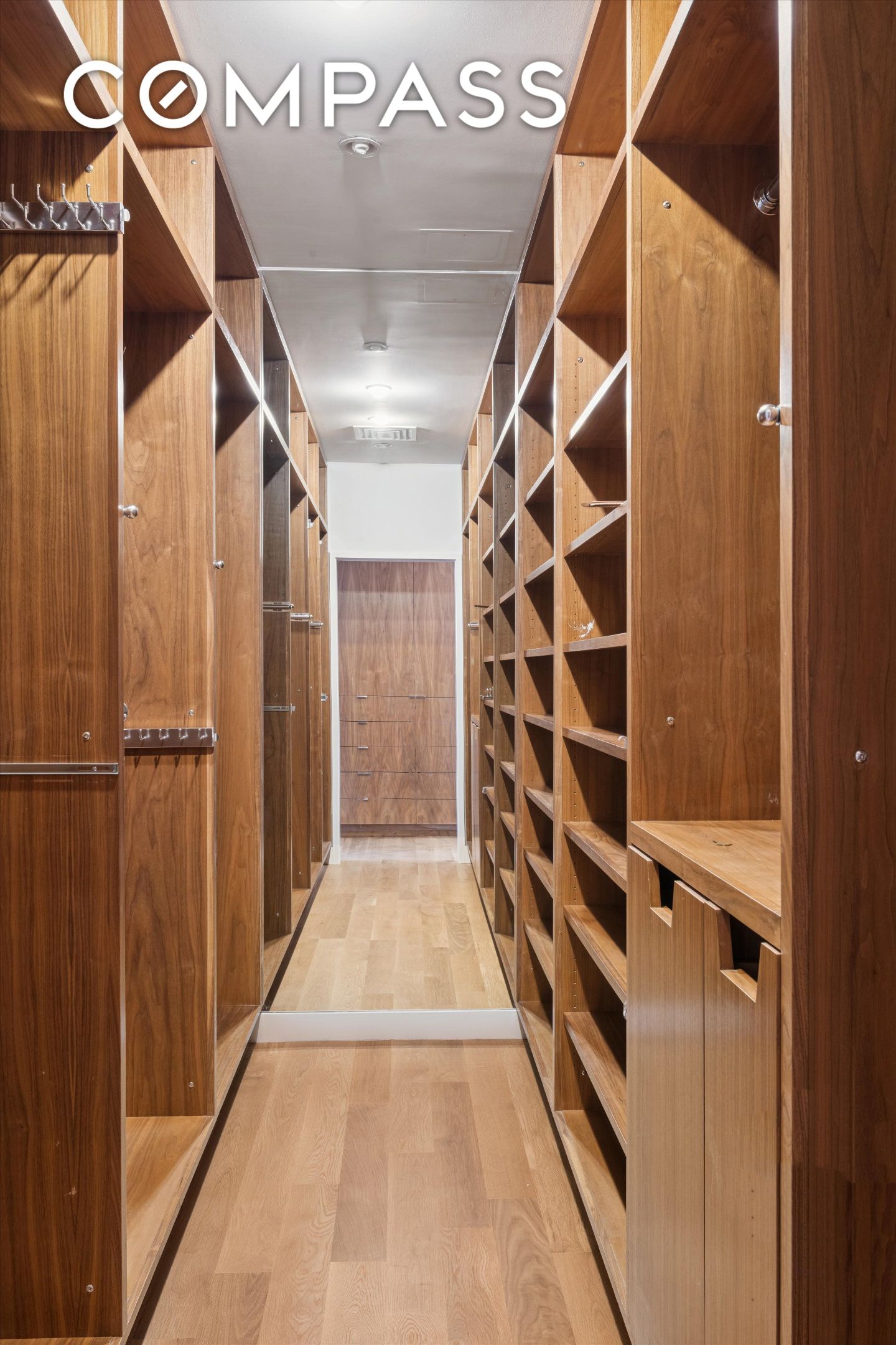 109 W 26th Street 9