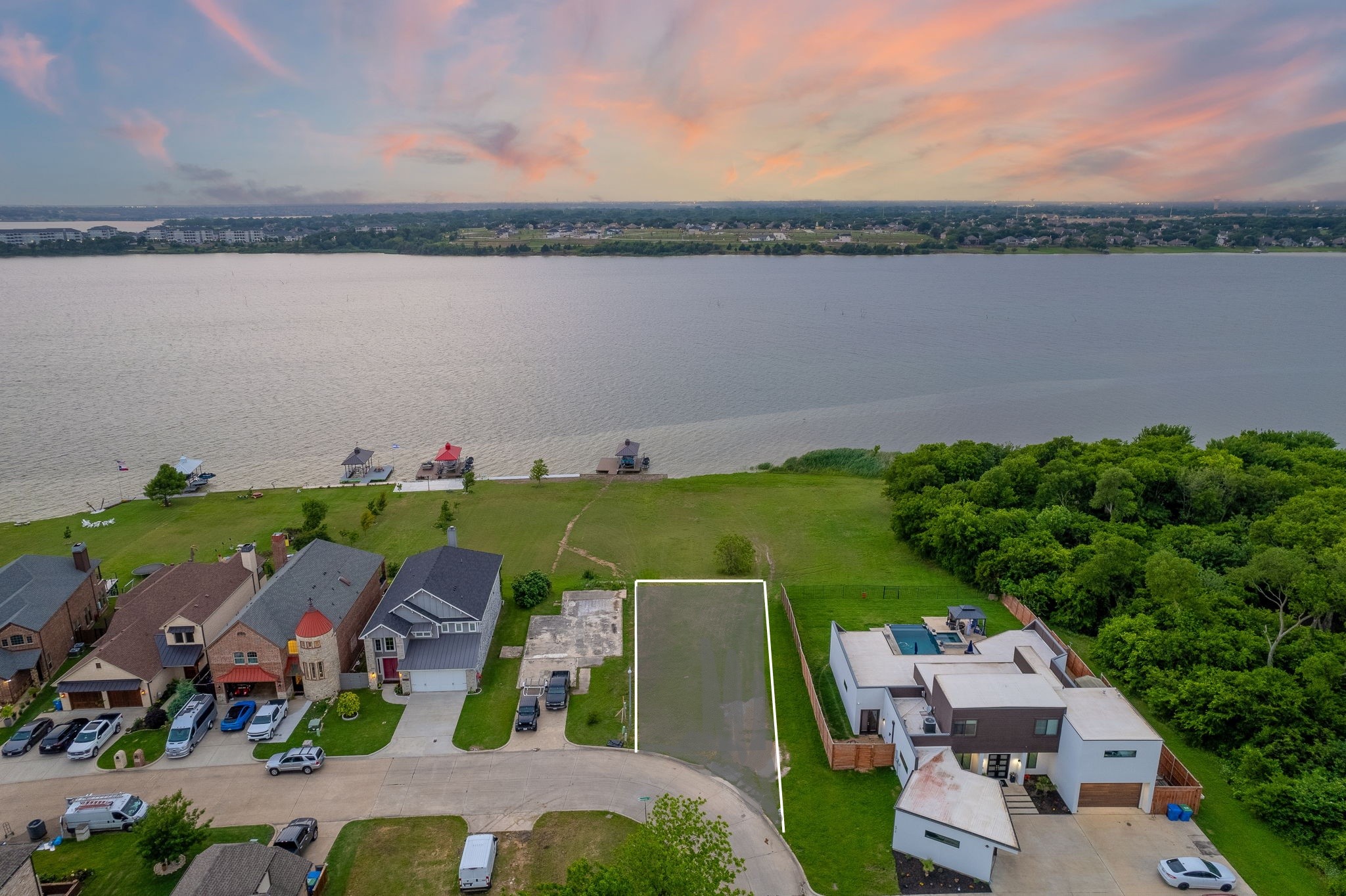 2409 Windjammer Way