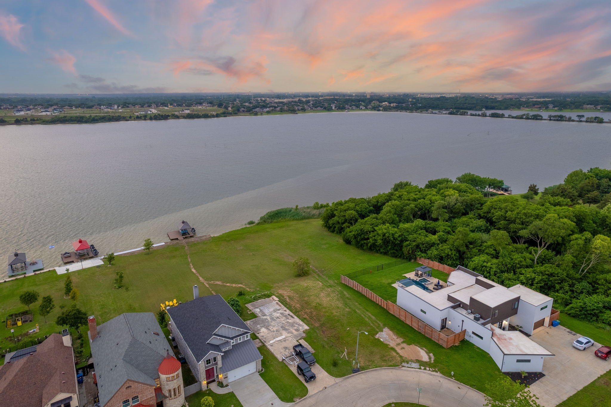 2409 Windjammer Way