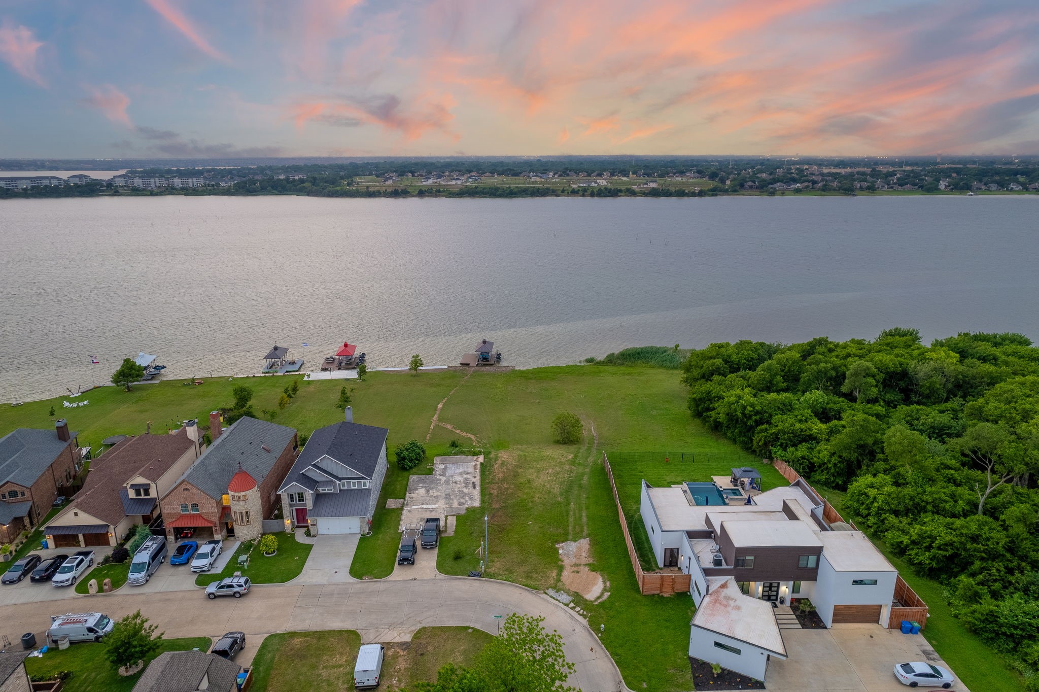 2409 Windjammer Way