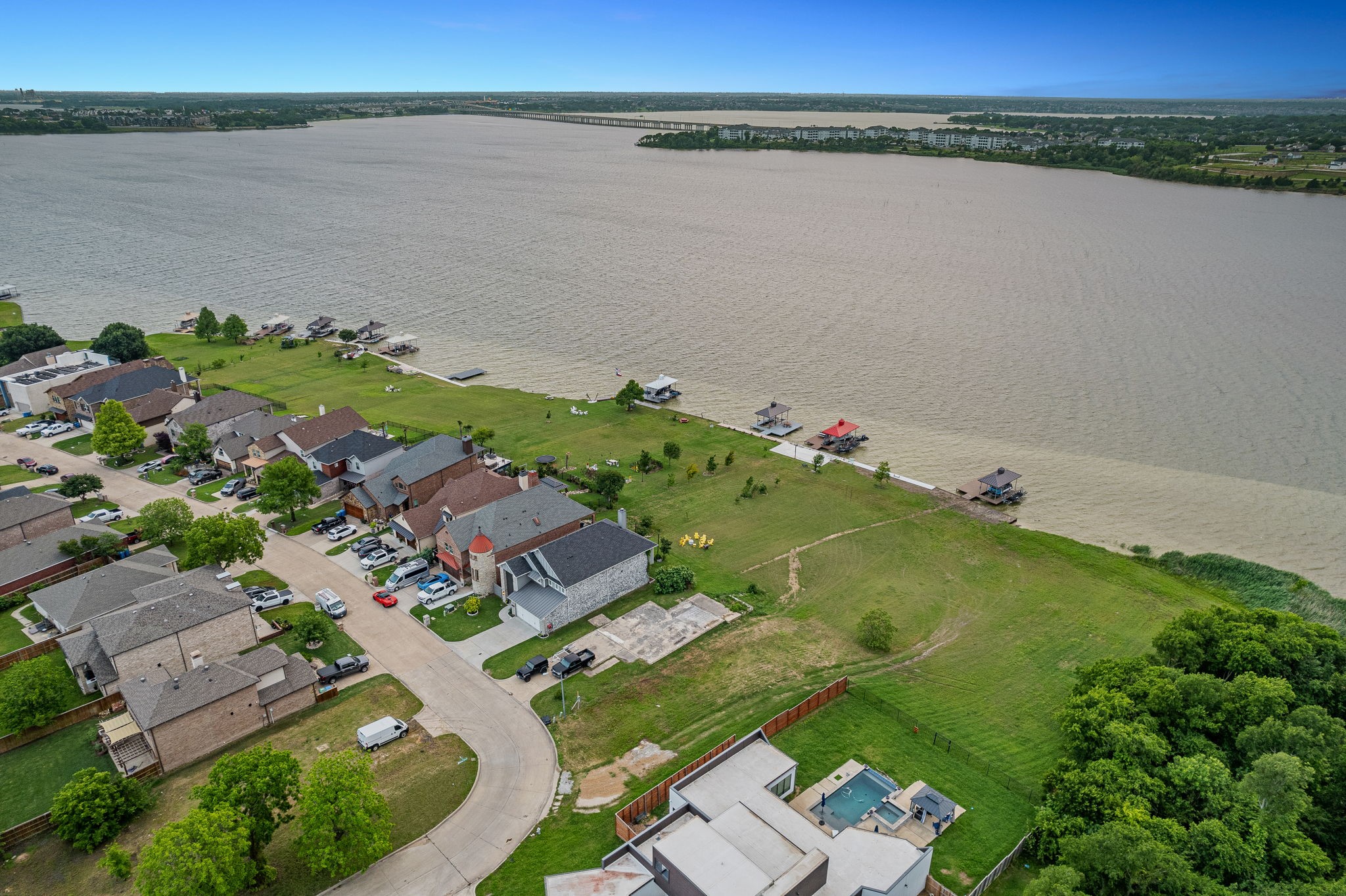 2409 Windjammer Way