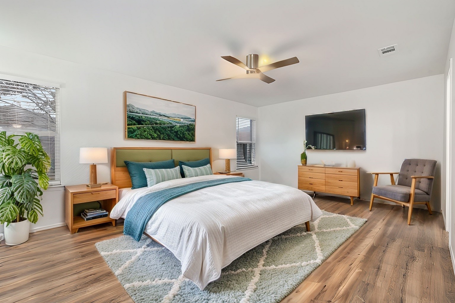 1617 Dragonback Pass