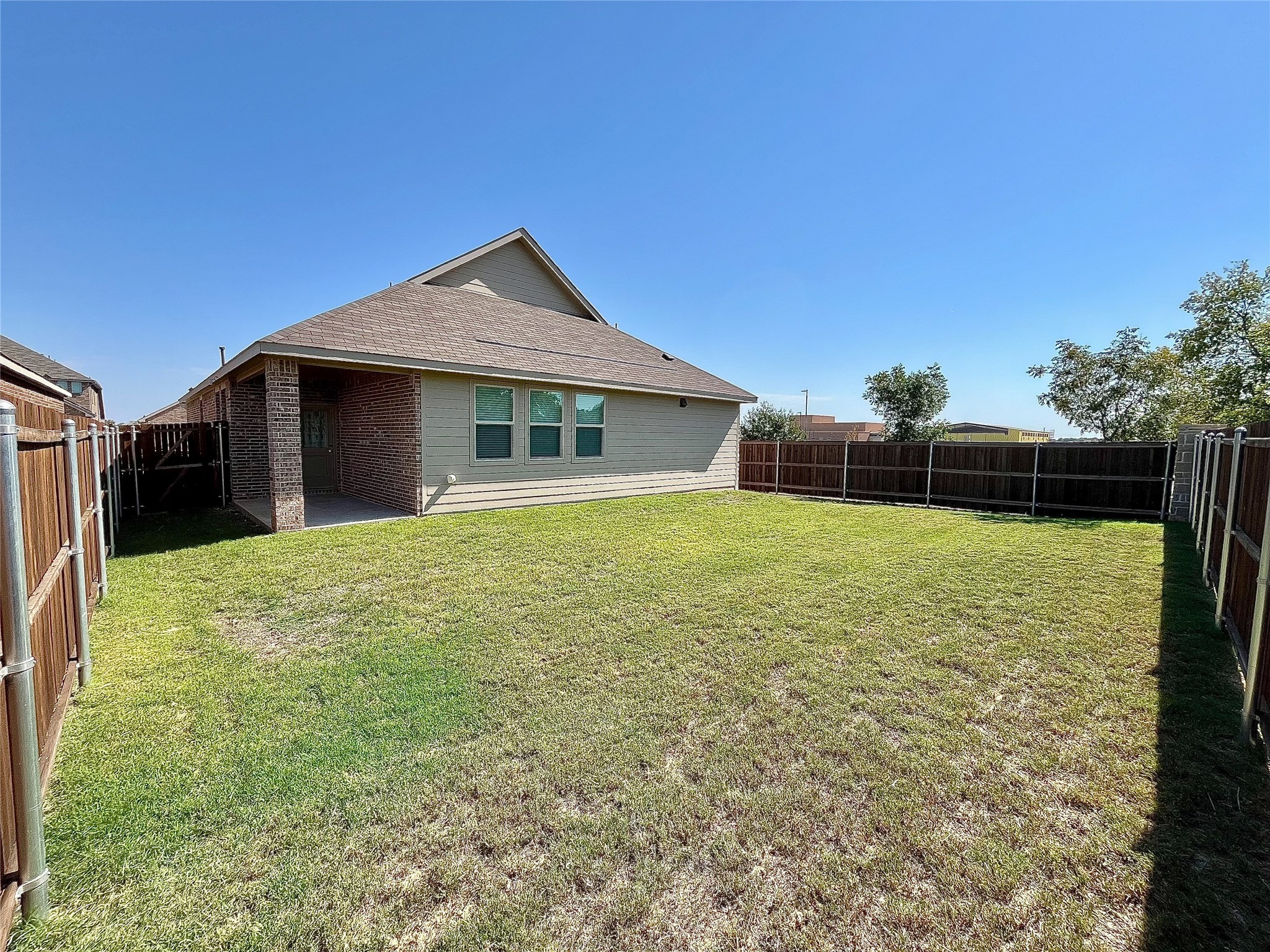 3401 Kingsview Drive