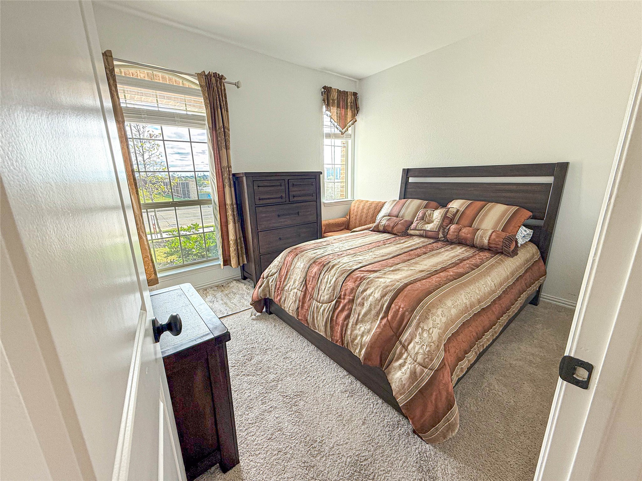 3401 Kingsview Drive