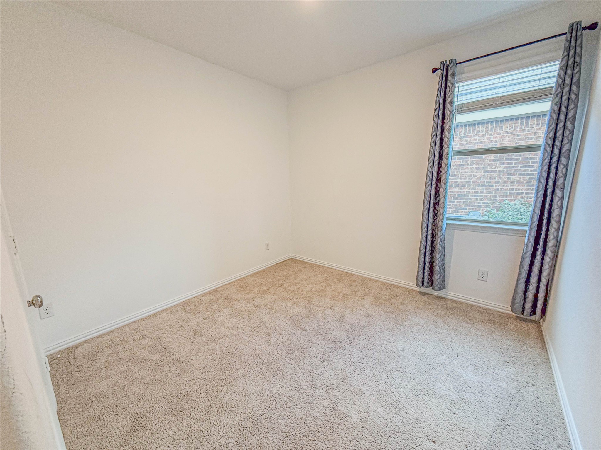 3401 Kingsview Drive