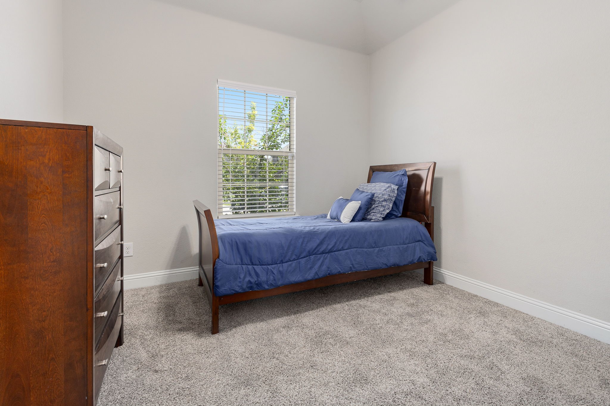 3711 Autumncrest Street