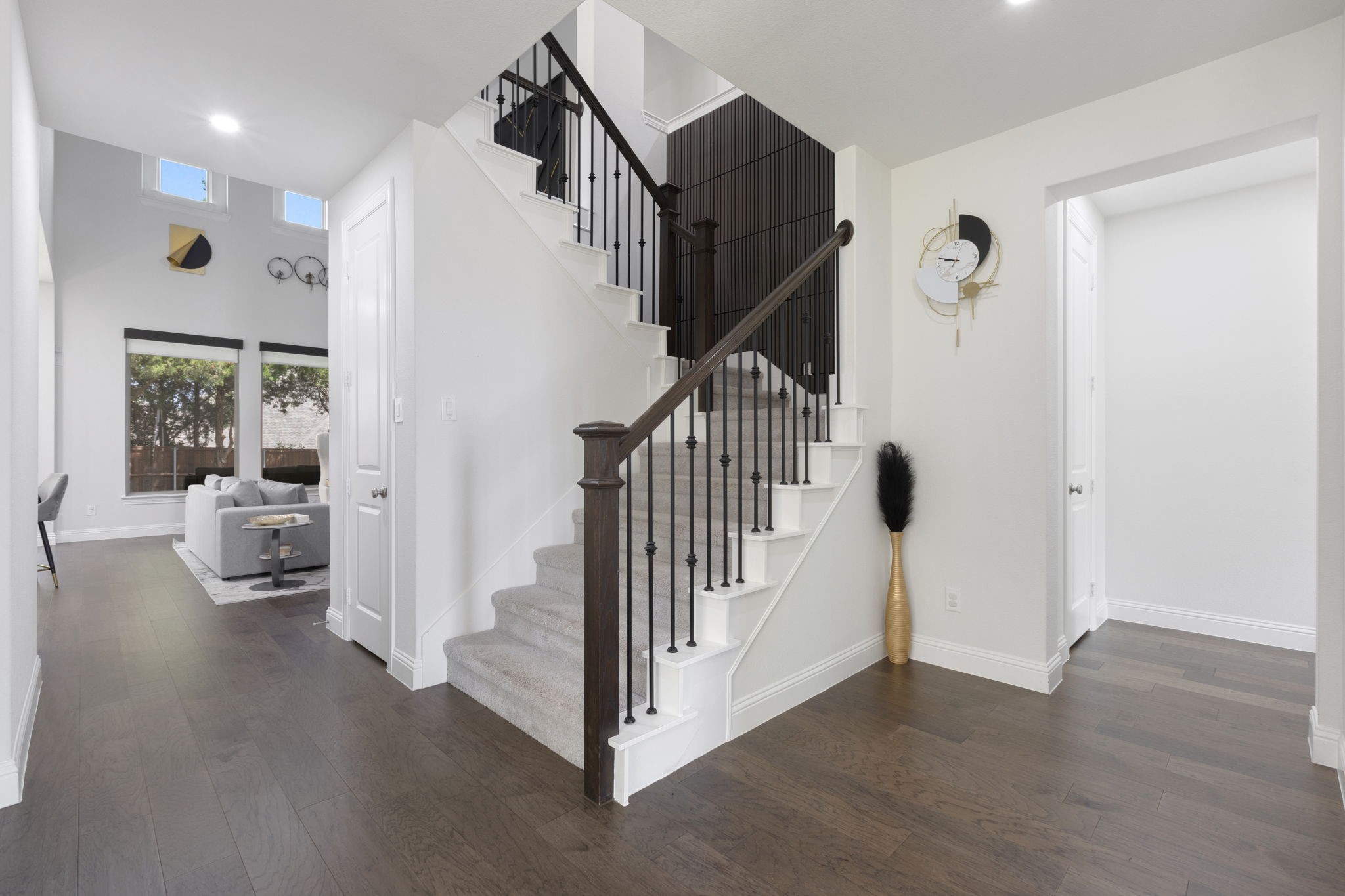 2116 Randas Way