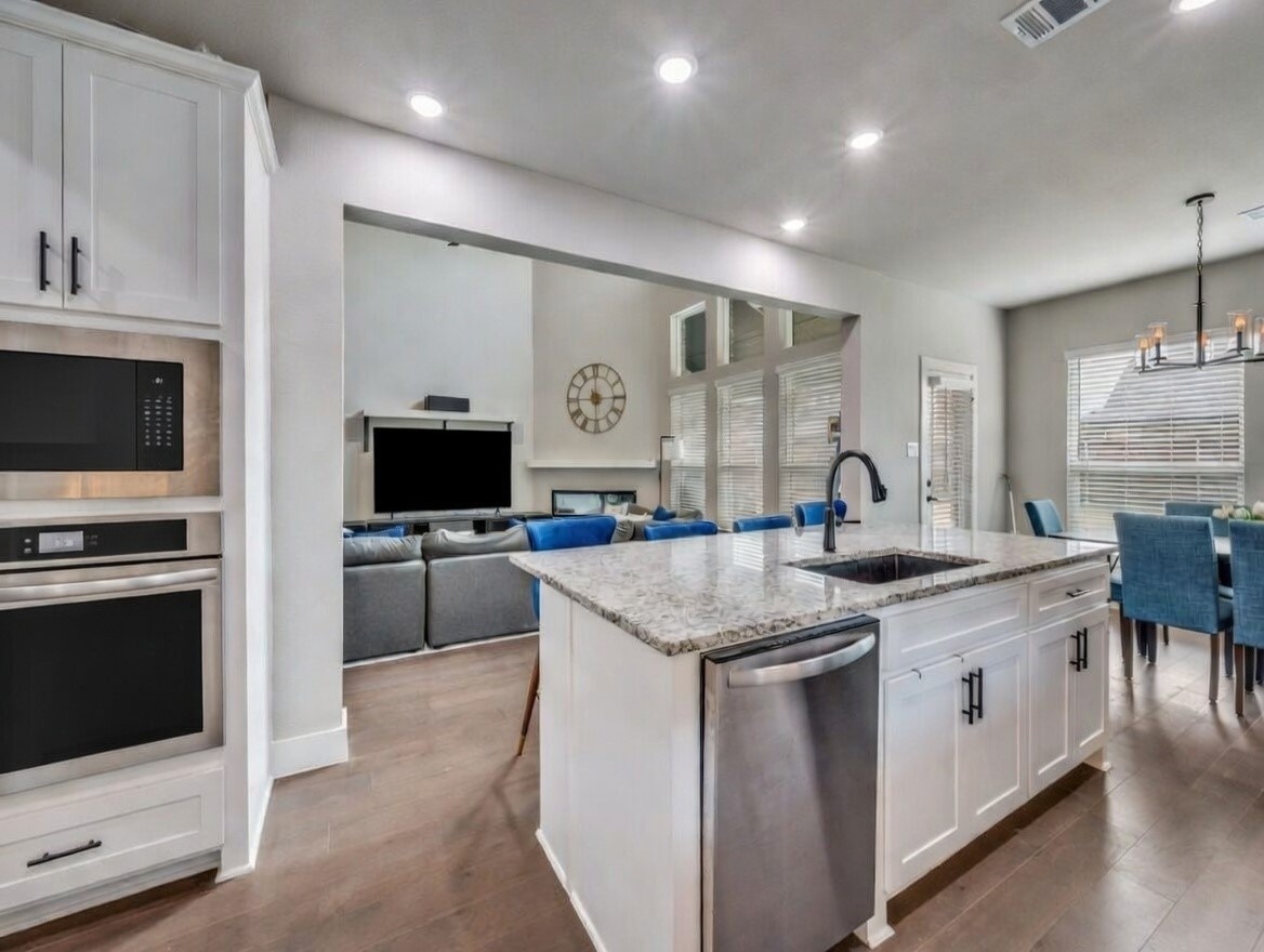 1093 Modesto Drive