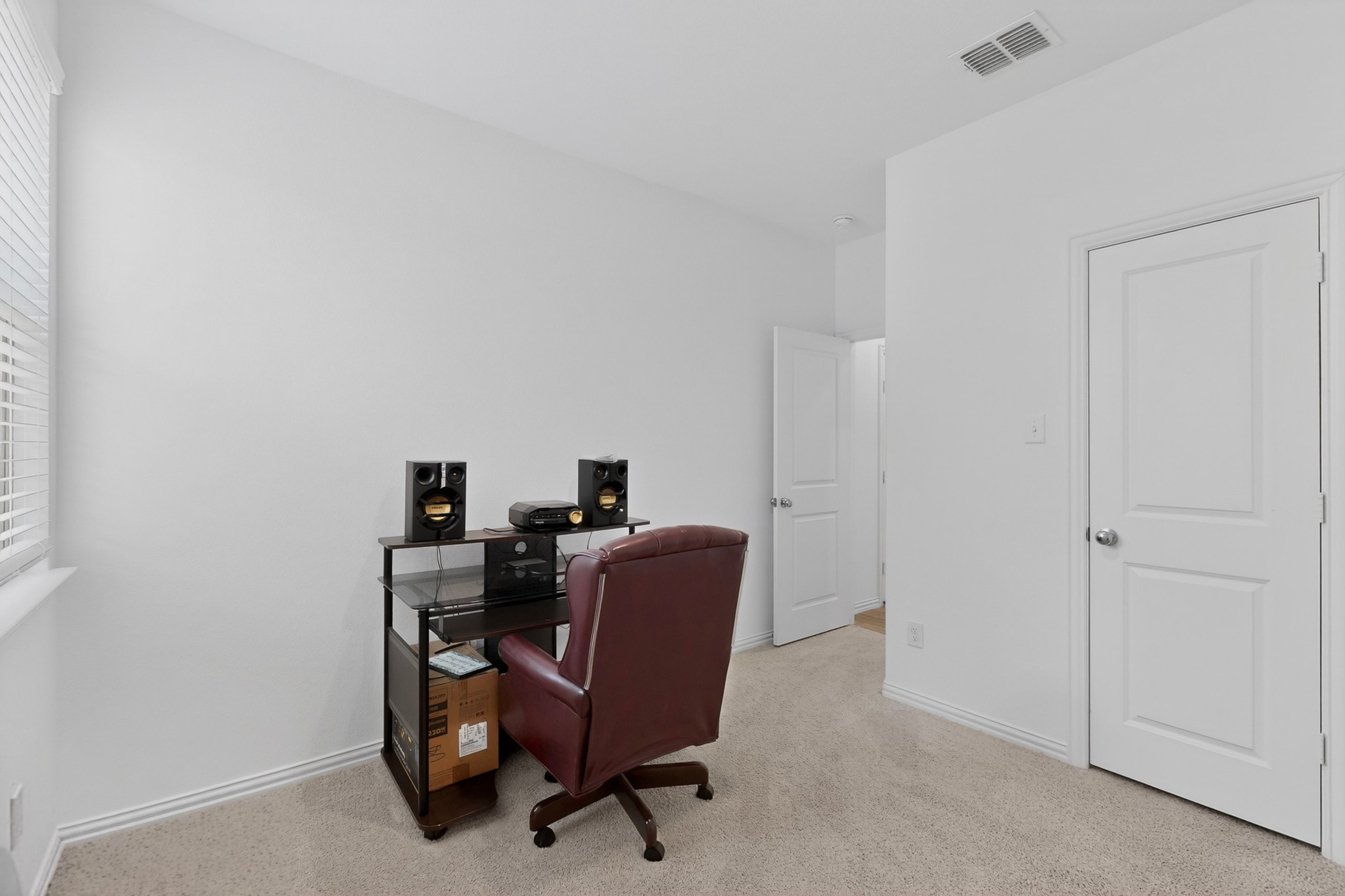 3401 Kingsview Drive