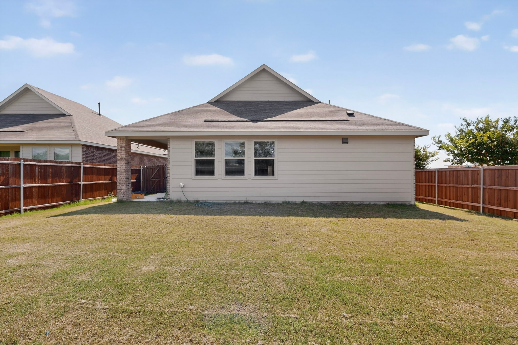 3401 Kingsview Drive
