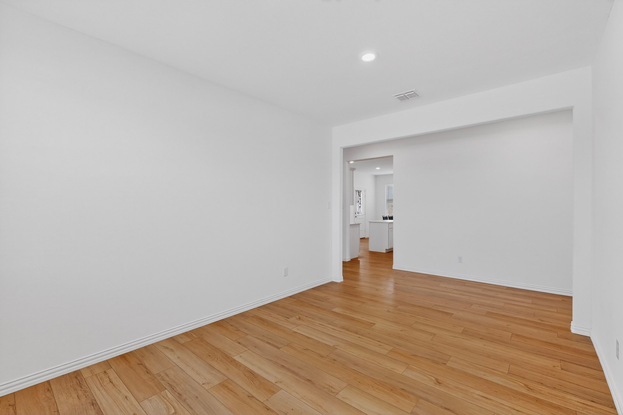 3401 Kingsview Drive