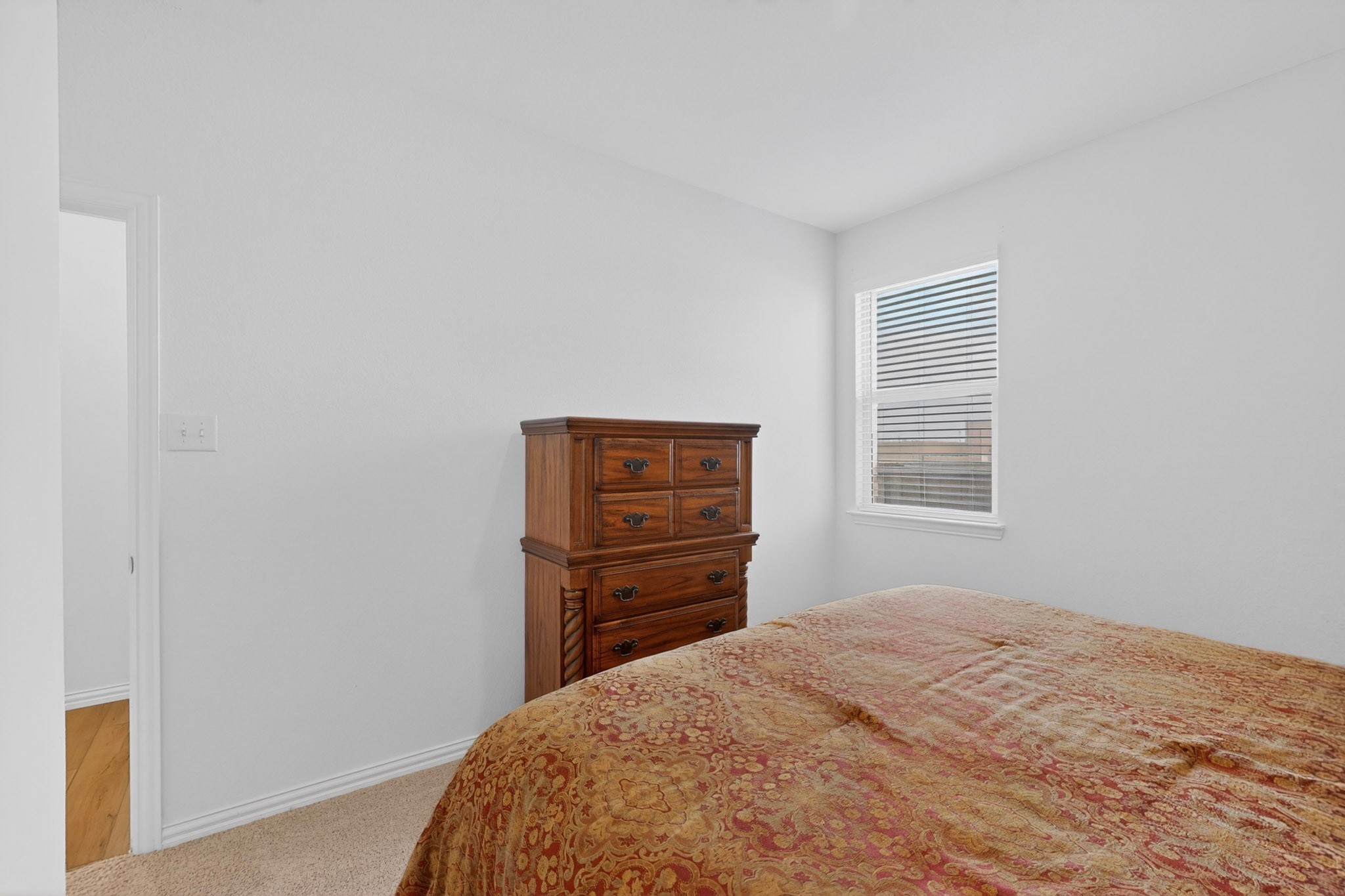 3401 Kingsview Drive