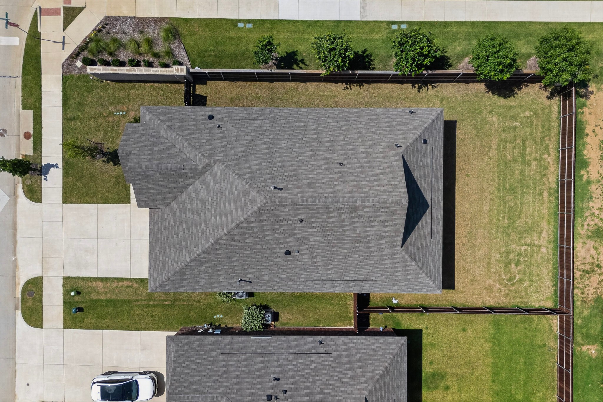 3401 Kingsview Drive