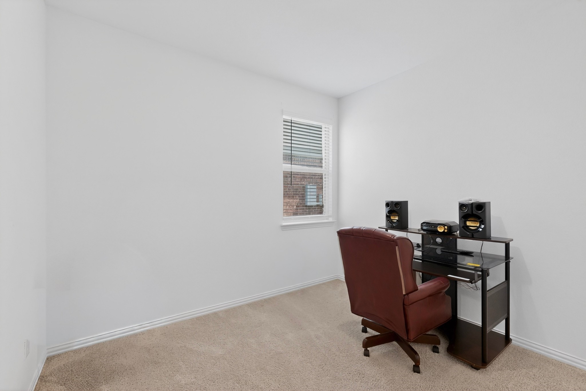 3401 Kingsview Drive
