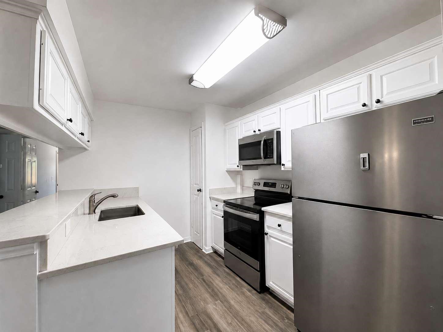305 N Arizona Drive 307