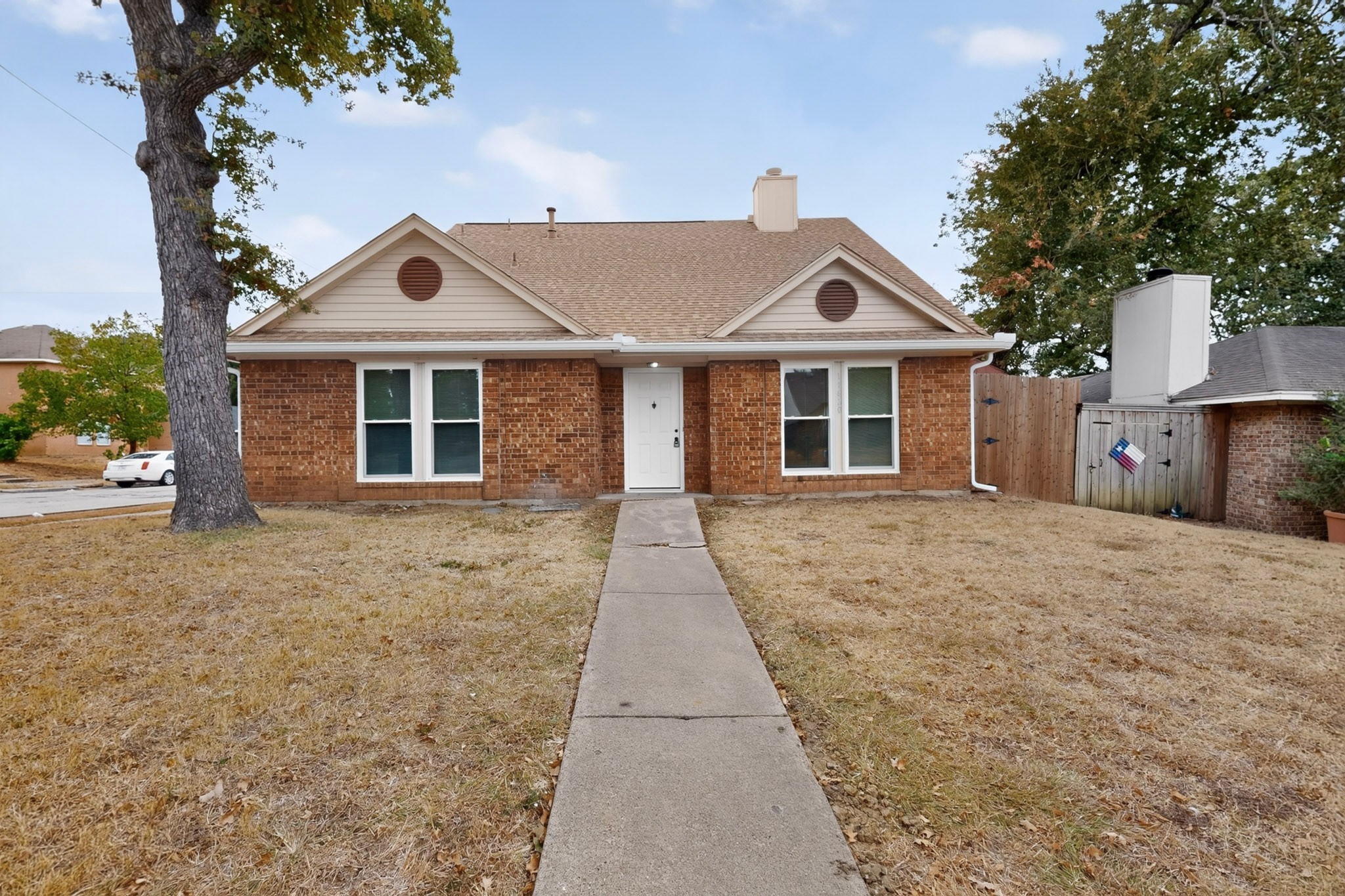 11820 Amberly Lane