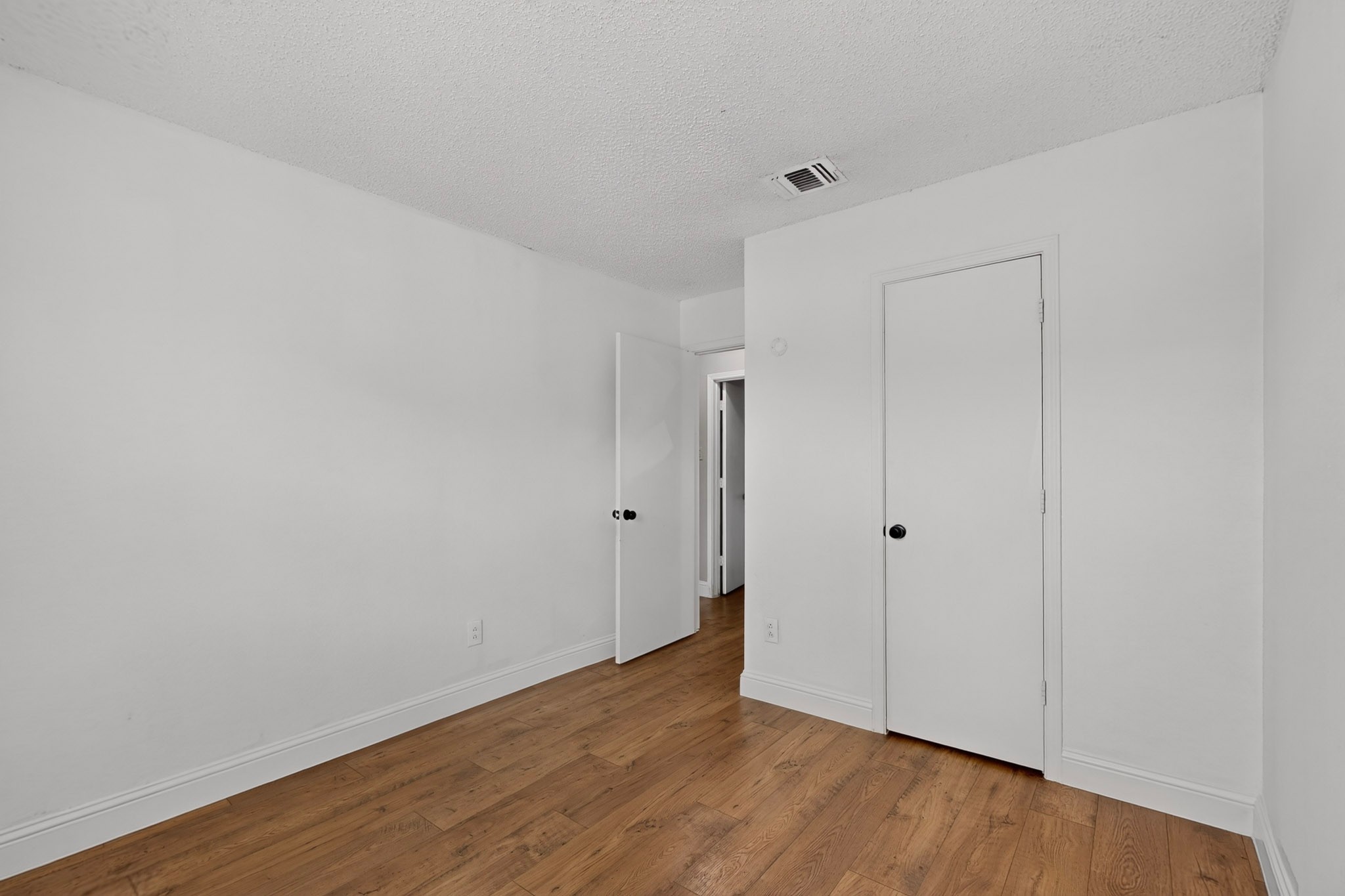 11820 Amberly Lane